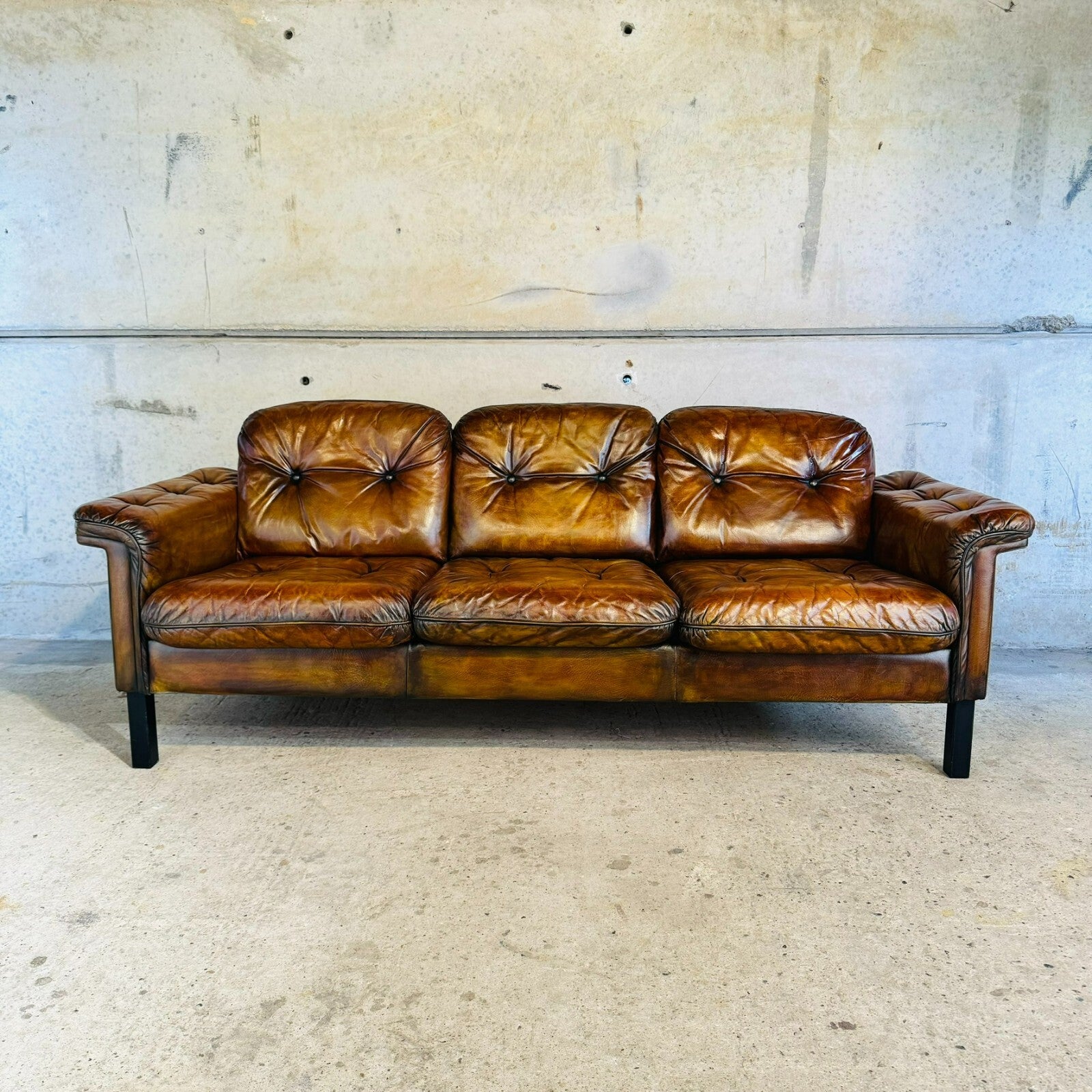 Fantastic 1970s Swedish Tan Leather Three-Seater Sofa – Stylish Comfortable