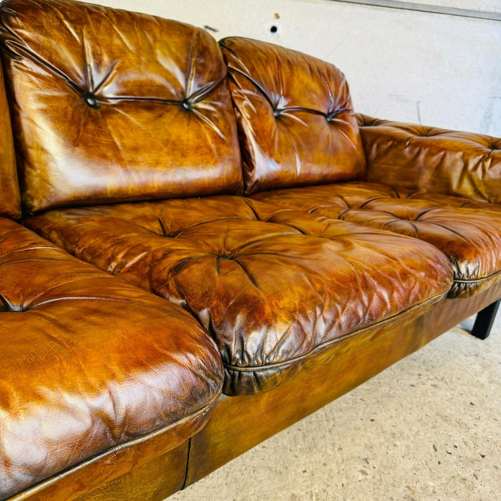 Fantastic 1970s Swedish Tan Leather Three-Seater Sofa – Stylish Comfortable