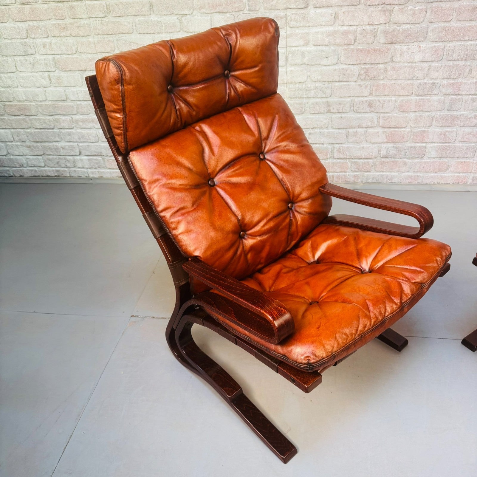 Vintage 1970s Hove Mobler Skyline Lounge Chairs Tan Leather Bentwood Beech