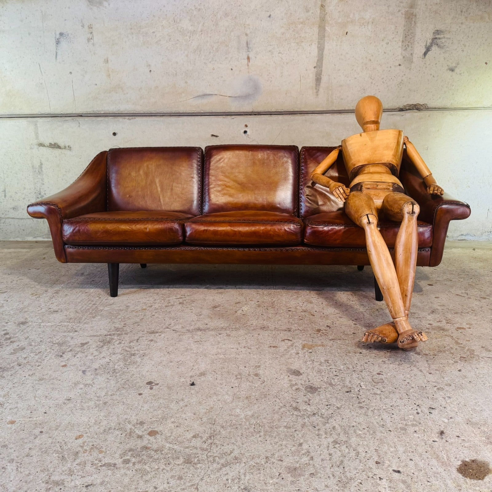 1970s "Matador" Three-Seater Light Tan Leather Sofa by Aage Christiansen