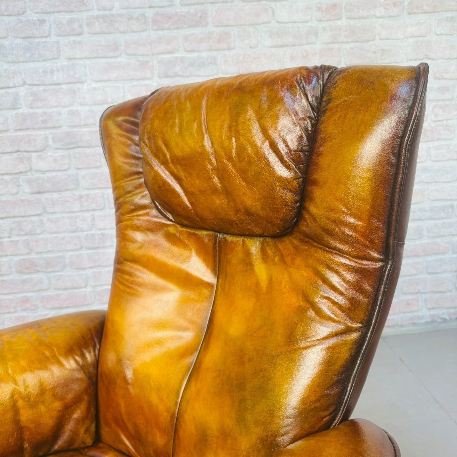 Vintage Danish Hort Knudsen Tan Leather Swivel Reclining Chair