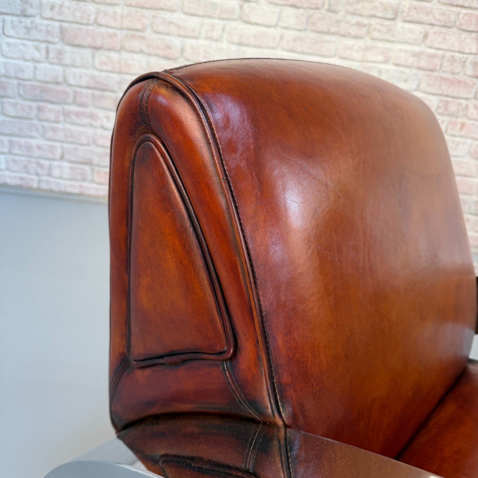 Stunning Pair of Vintage Art Deco Chrome Aviator Heritage Brown Leather Armchair