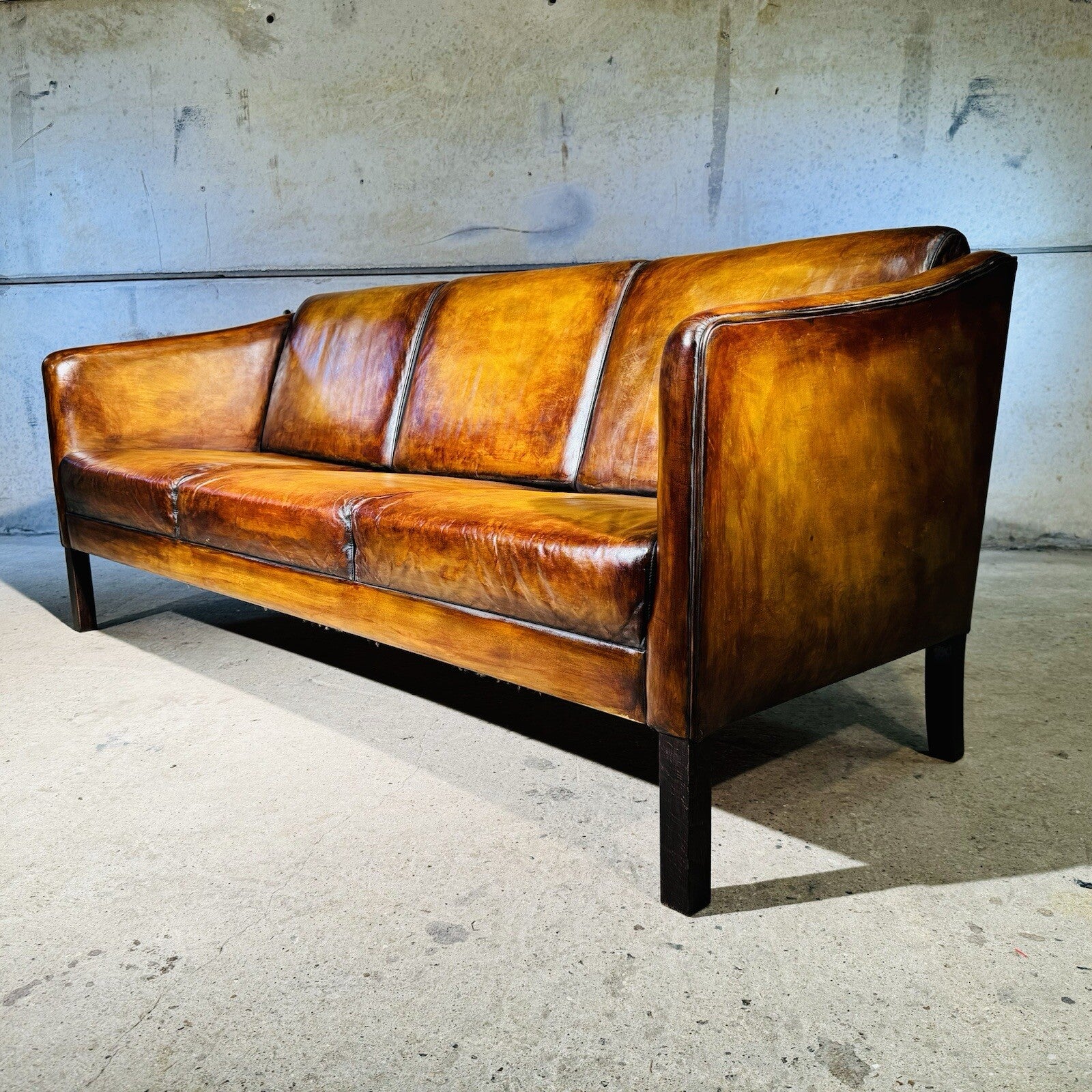 Sleek Vintage 1970s Danish Three-Seater Leather Sofa - Patina Light Tan