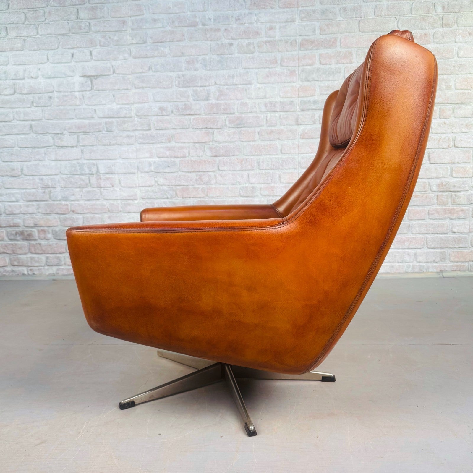 Vintage 1970s Danish Cognac Leather Egg Swivel Chair by Eran