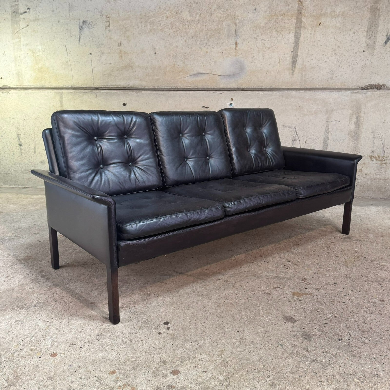 Danish 1970s Black Leather Three-Seater Sofa by Hans Olsen – Sleek Design