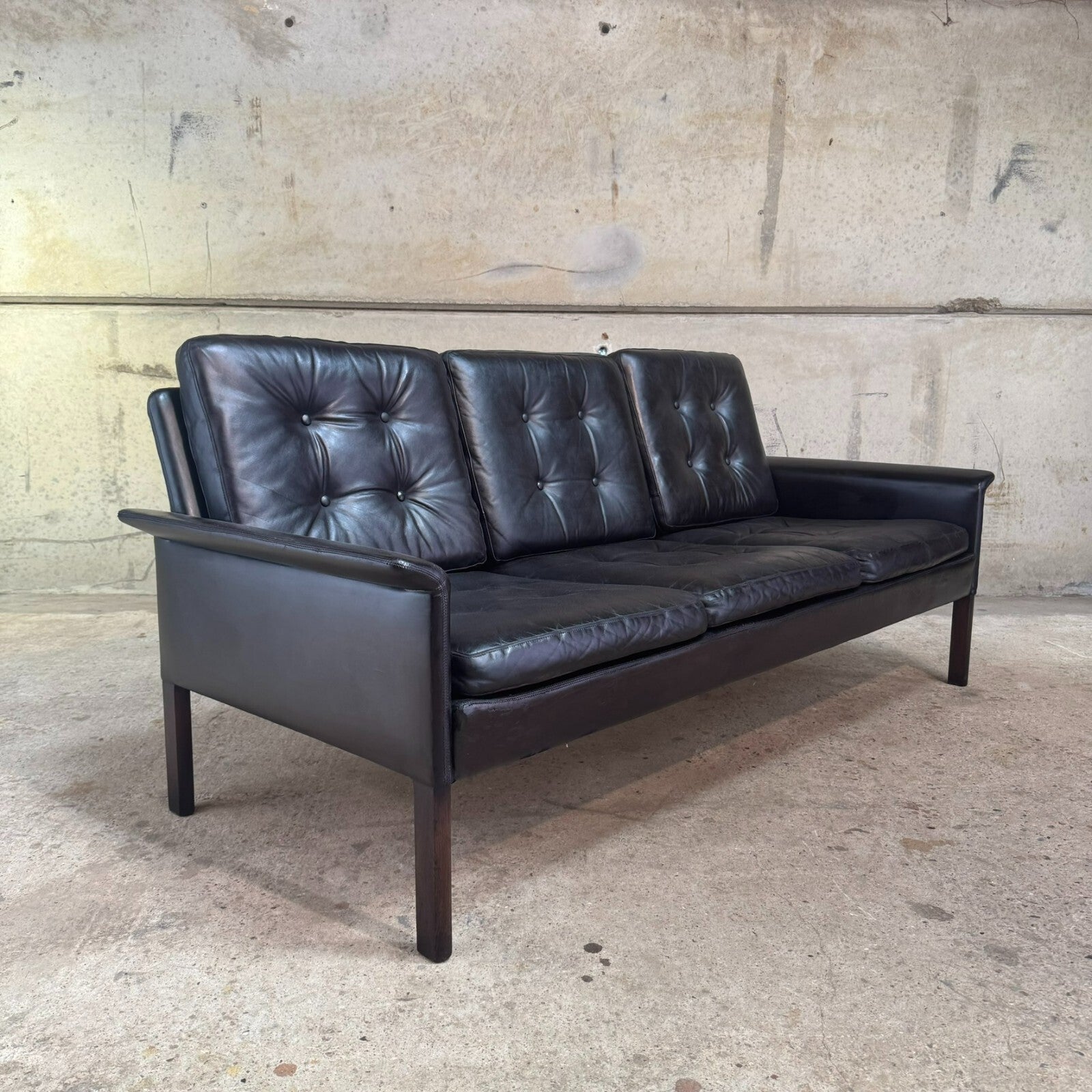 Danish 1970s Black Leather Three-Seater Sofa by Hans Olsen – Sleek Design