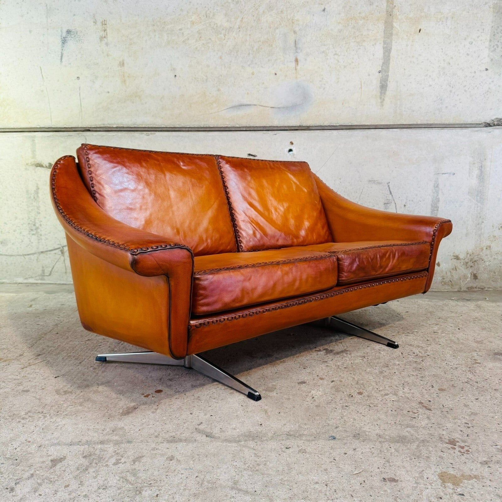 1970s "Matador" Two-Seater Light Tan Leather Sofa by Aage Christiansen