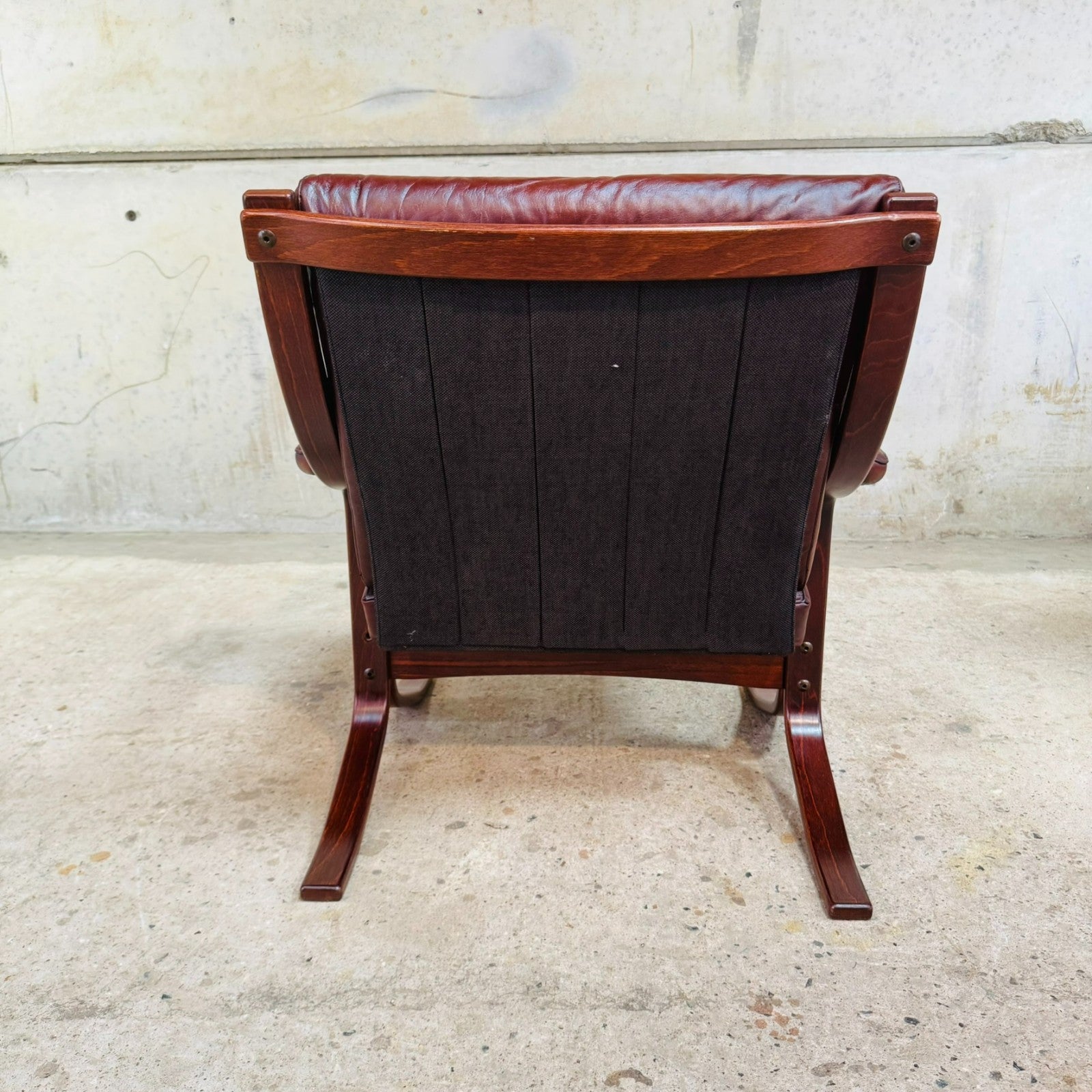 Norwegian 1970s Vintage Tan Leather Bentwood Chair