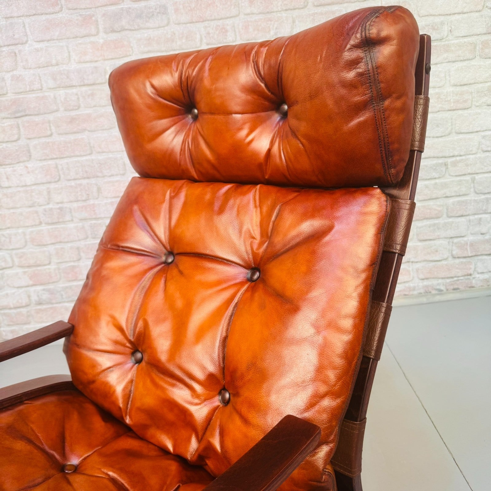 Vintage 1970s Hove Mobler Skyline Lounge Chairs Tan Leather Bentwood Beech