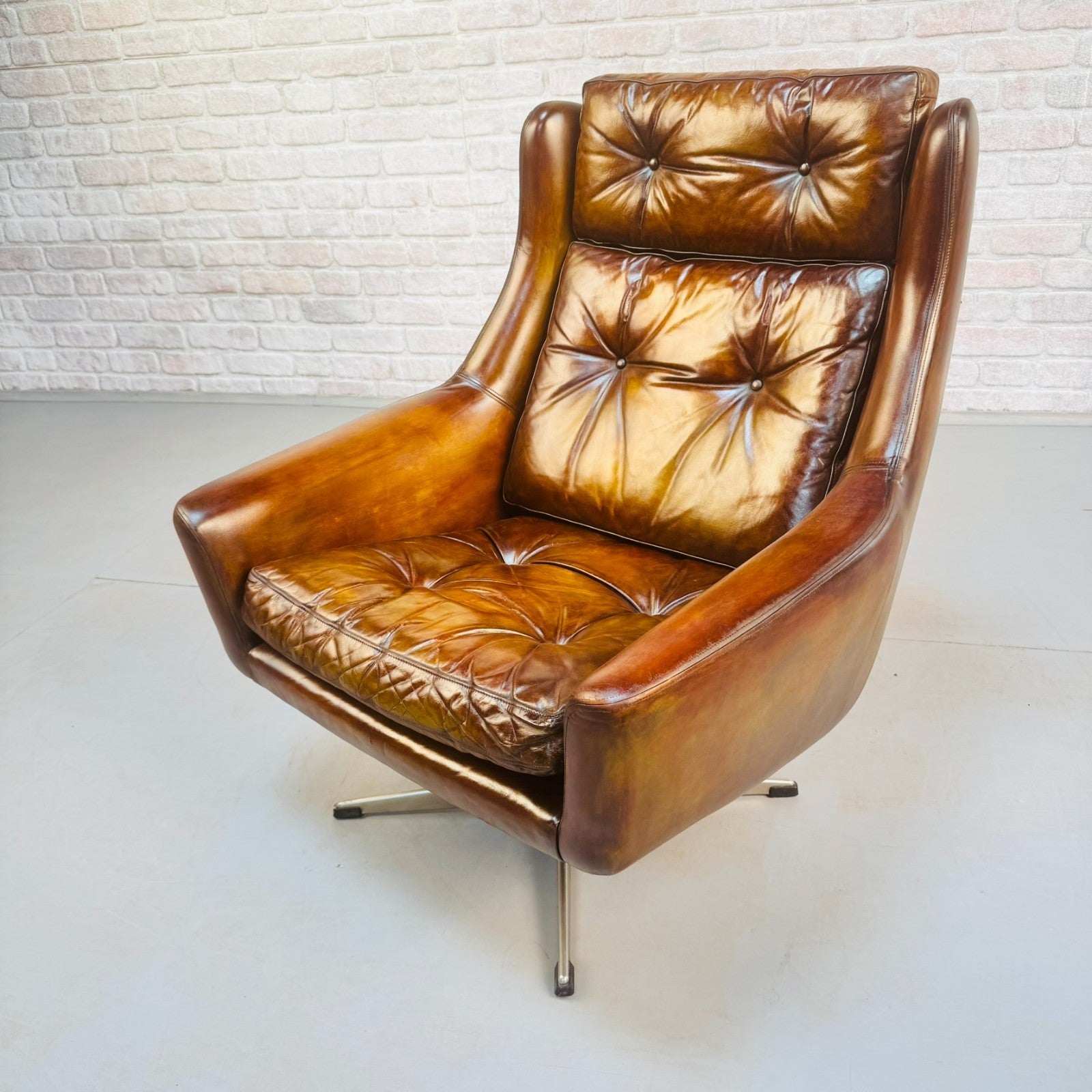 Vintage 1970s Danish Cognac Leather Egg Swivel Chair by Eran