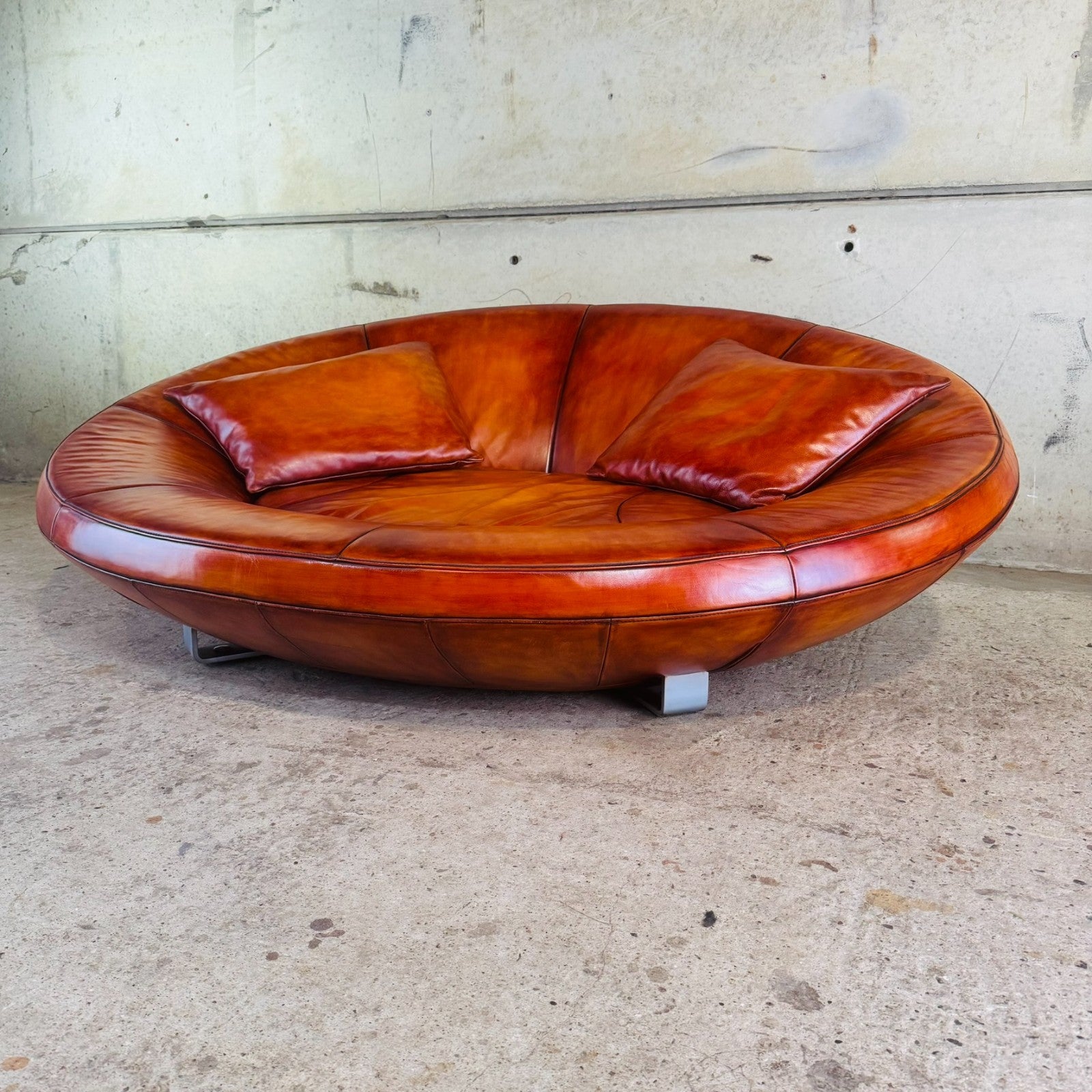 DS-152 Oval Swiss De Sede Two-Seater Tan Leather Sofa - Circa 2000