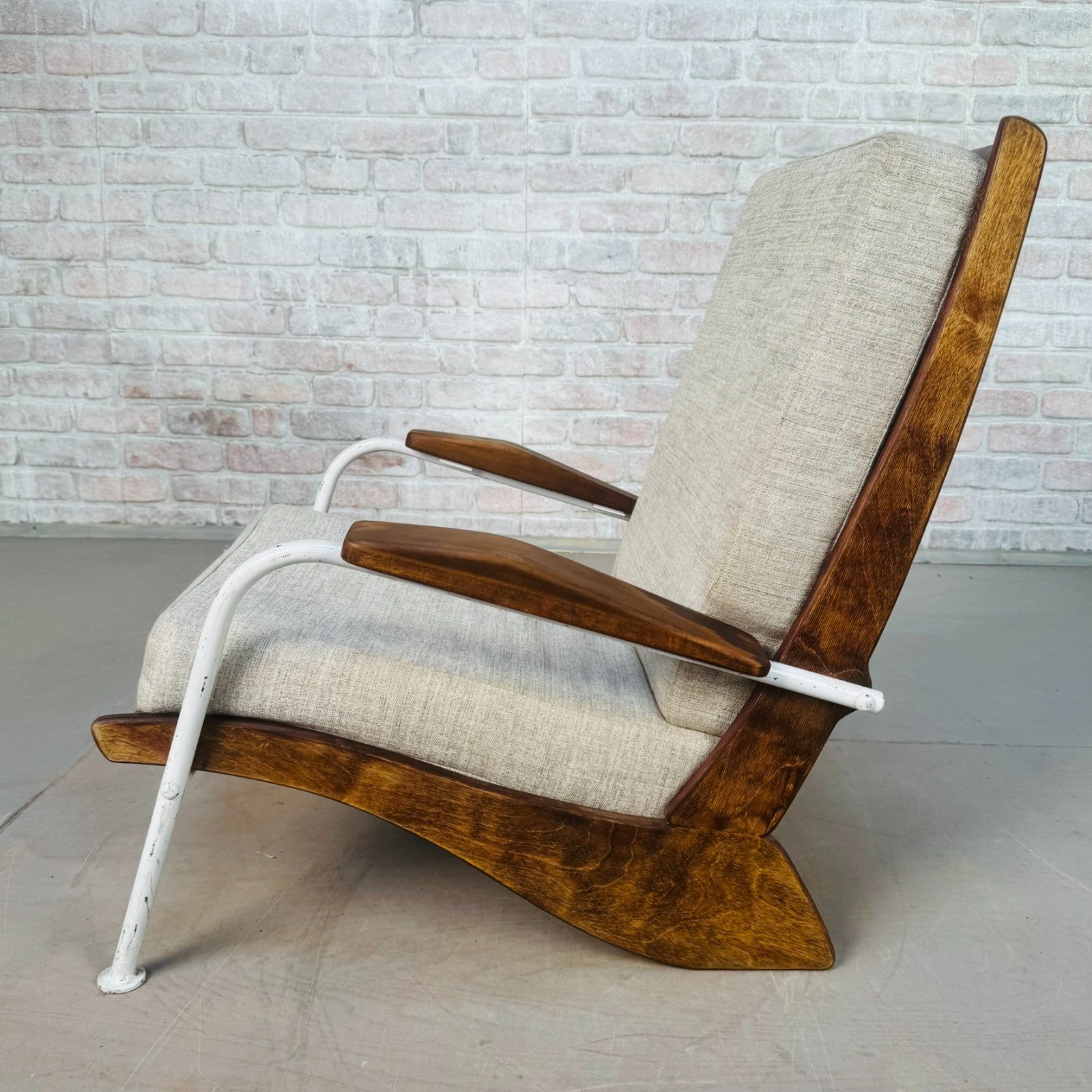 Mid-Century Armchair in the Style of Jean Prouvé “Kangourou”
