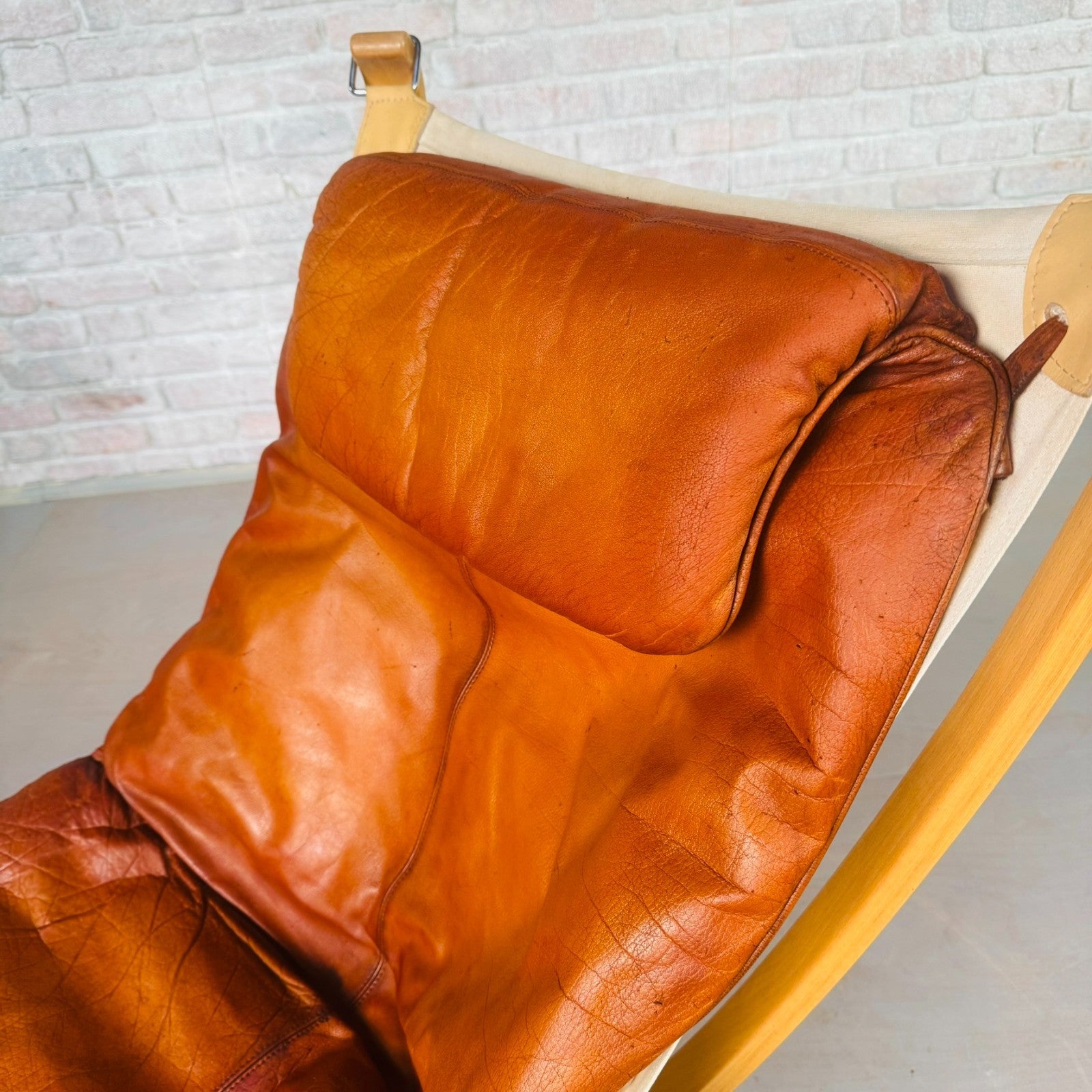 Vintage Norwegian Tan Leather Falcon Chair by Vatne Møbler