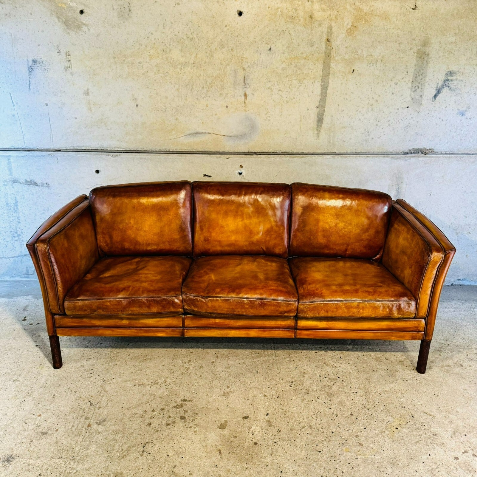 Long 1970s Danish Vintage Mogens Hansen Tan Leather Three-Seater Sofa