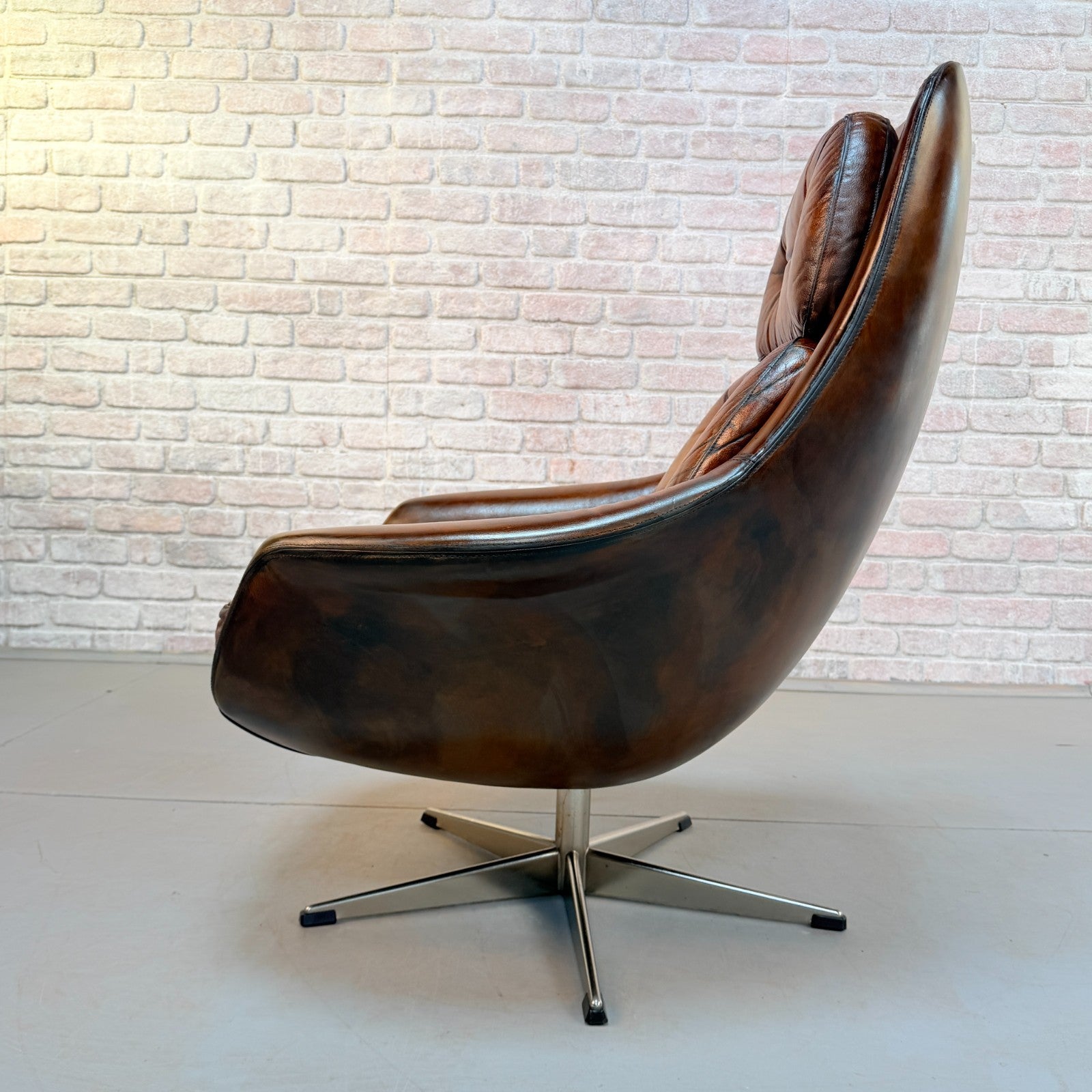 Vintage H.W. Klein for Bramin Swivel Tan Hand-Dyed Leather Egg Chair