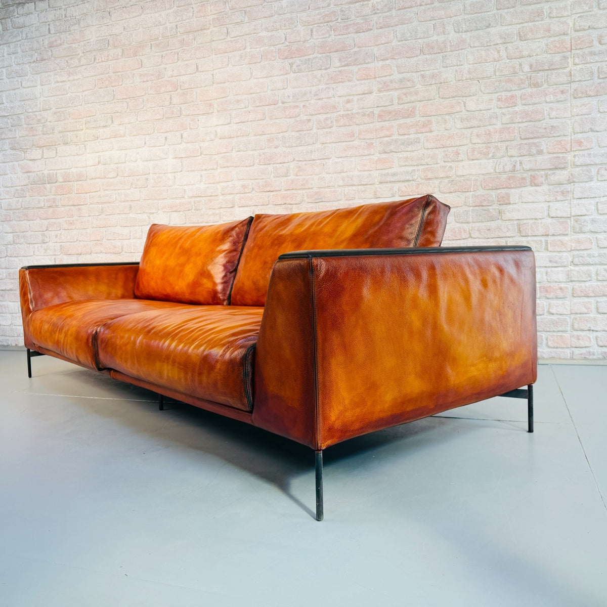 Vintage Arflex Italian Hand Dyed Tan Leather Large 3/4 Seater Sofa