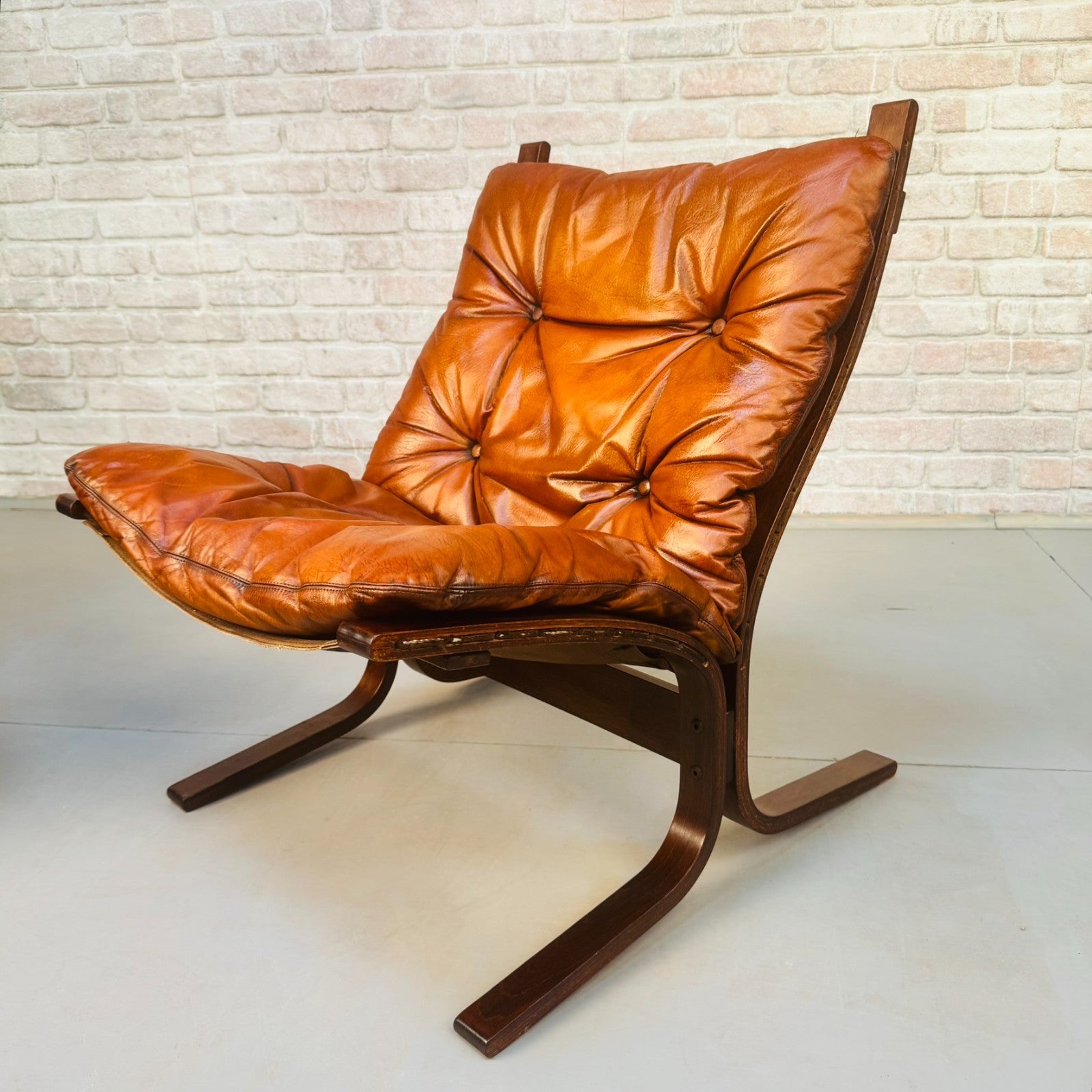 Pair of Vintage Westnofa Siesta Tan Leather Lounge Chairs by Ingmar Relling