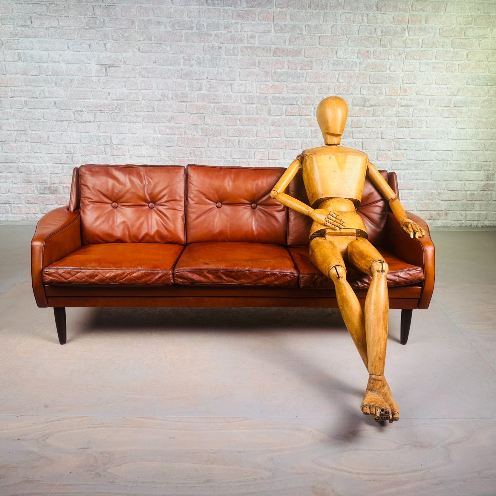 1970s Danish Svend Skippers Tan Leather Sofa – Sleek