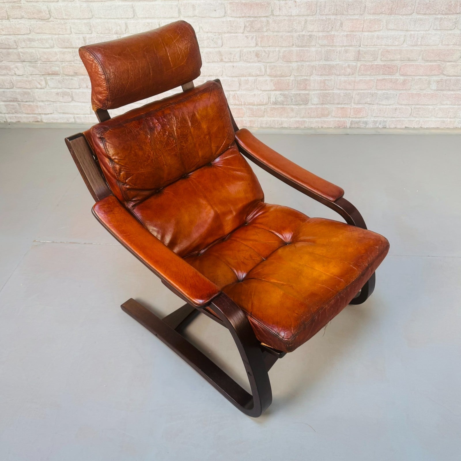 Vintage 1970s Skippers Møbler Danish Bentwood Cantilever Leather Armchair