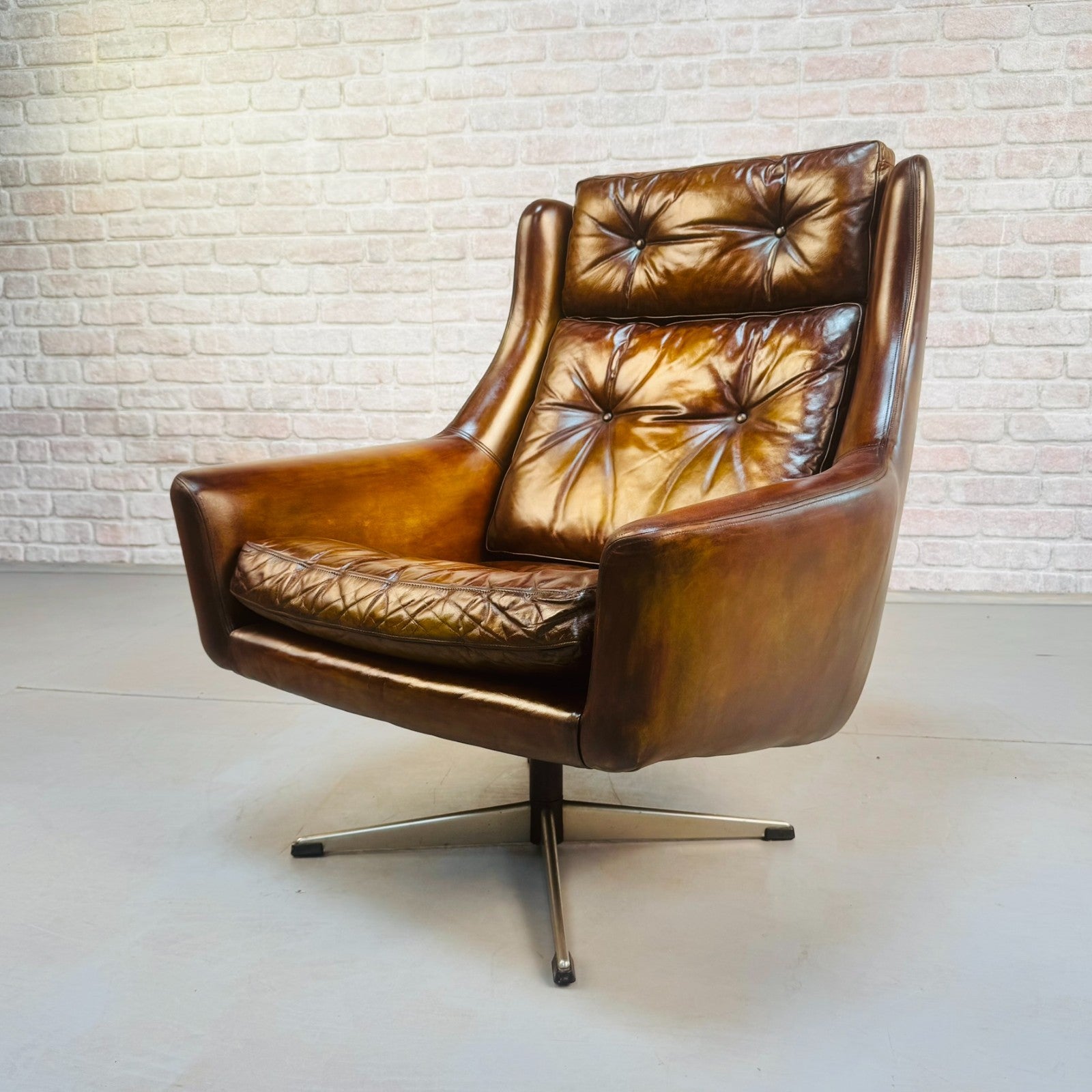 Vintage 1970s Danish Cognac Leather Egg Swivel Chair by Eran