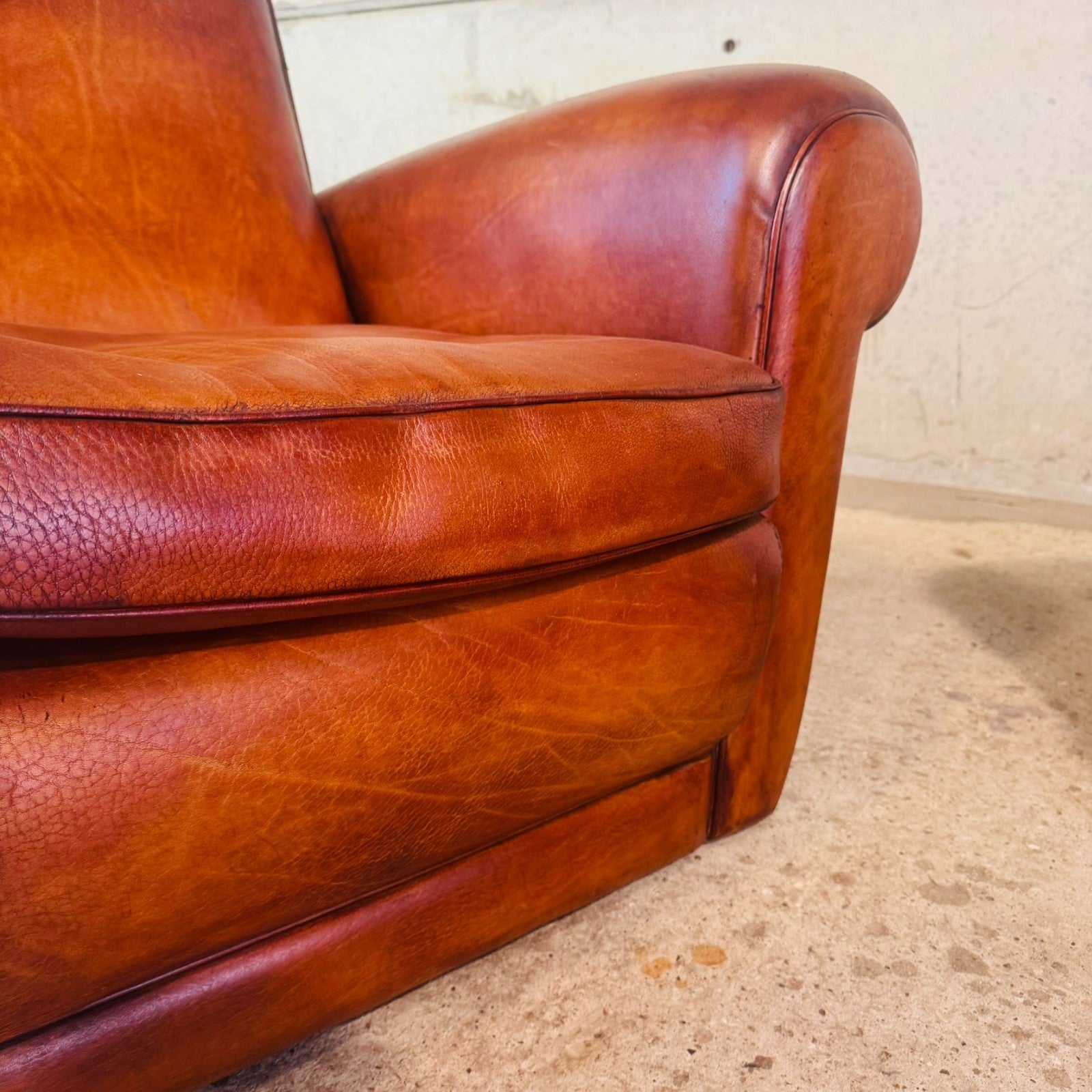 Pair of Vintage Art Deco Style Italian Tan Leather Club Chairs by Baxter