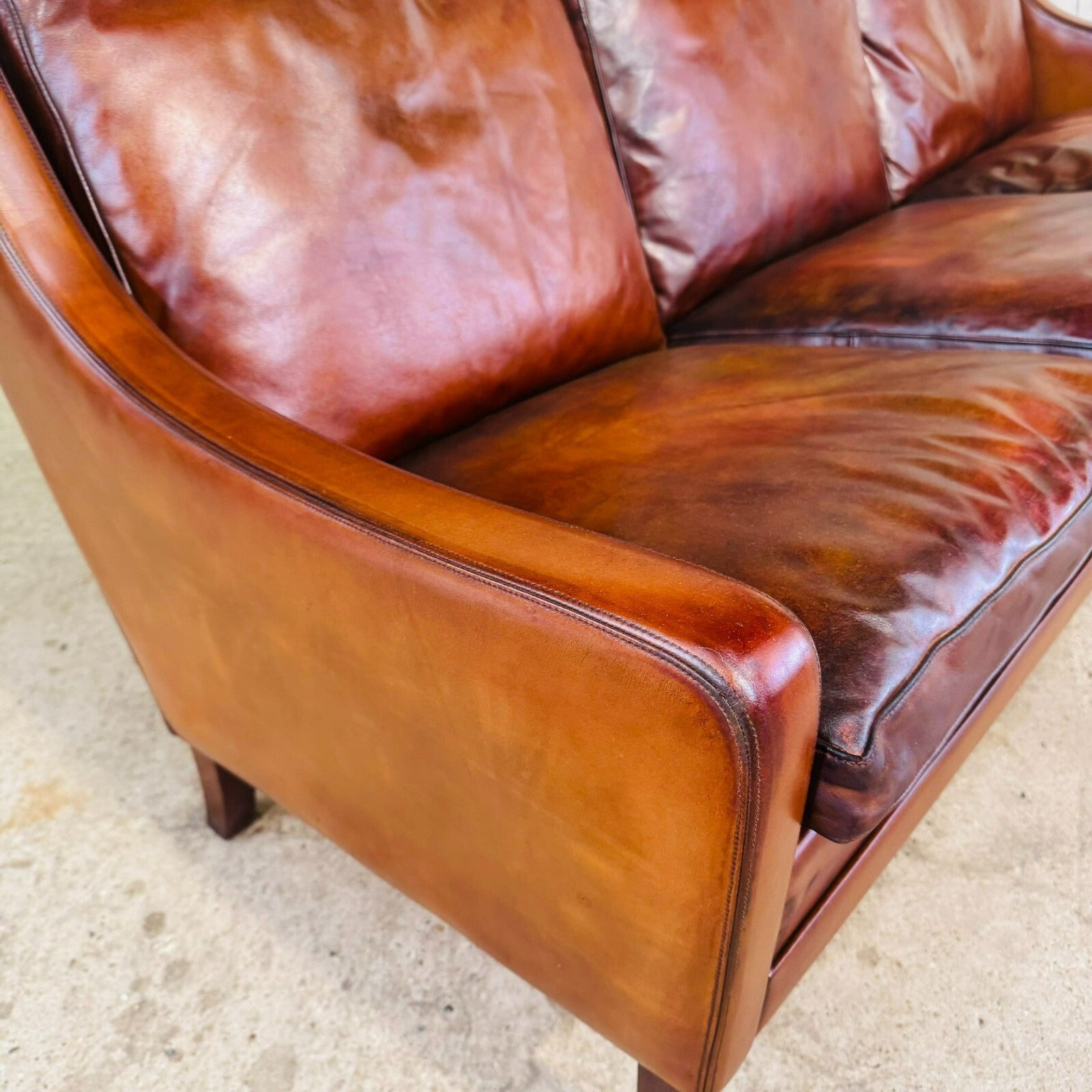 Elegant Vintage Danish 1970s Mogens Hansen Three-Seater Tan Leather Sofa
