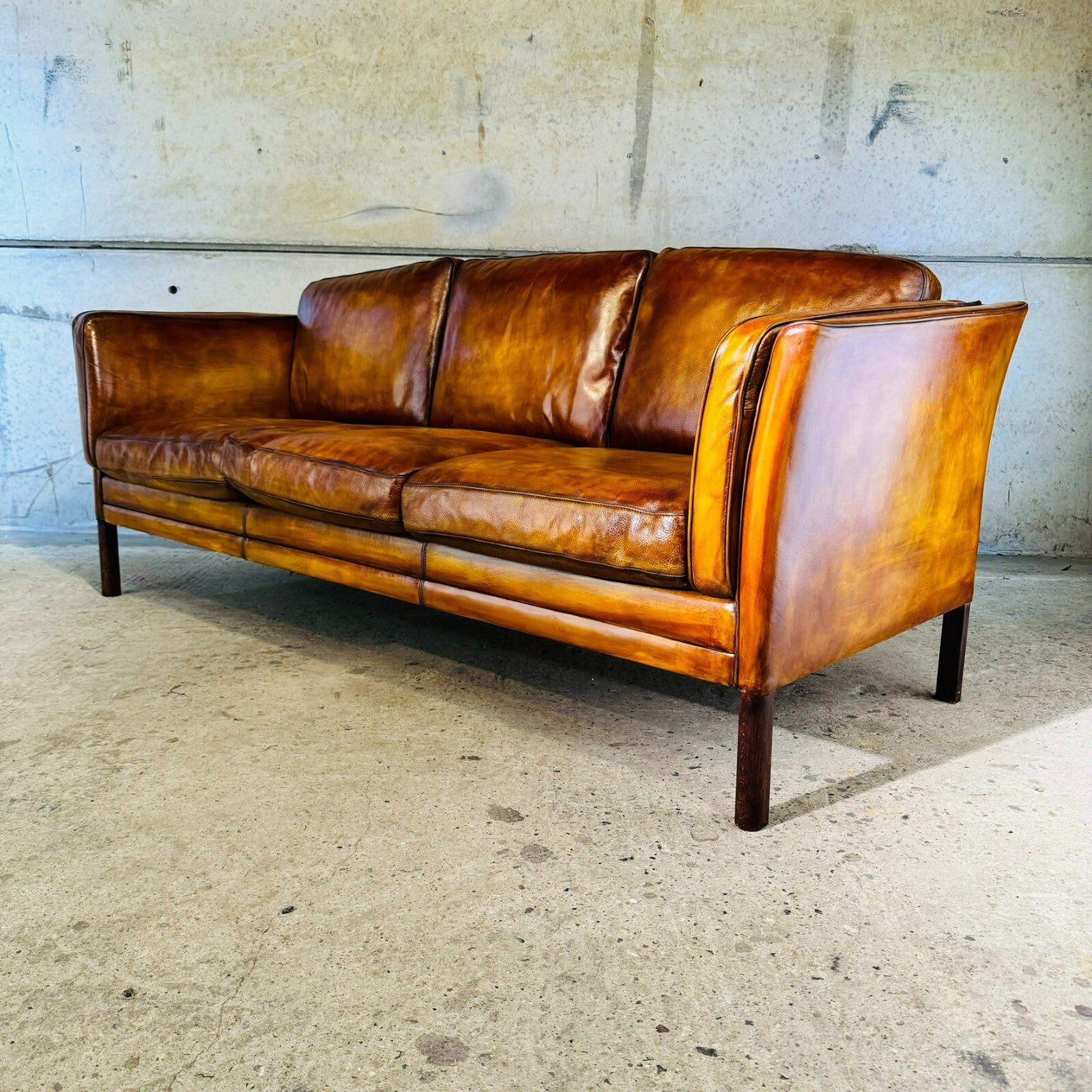 Long 1970s Danish Vintage Mogens Hansen Tan Leather Three-Seater Sofa