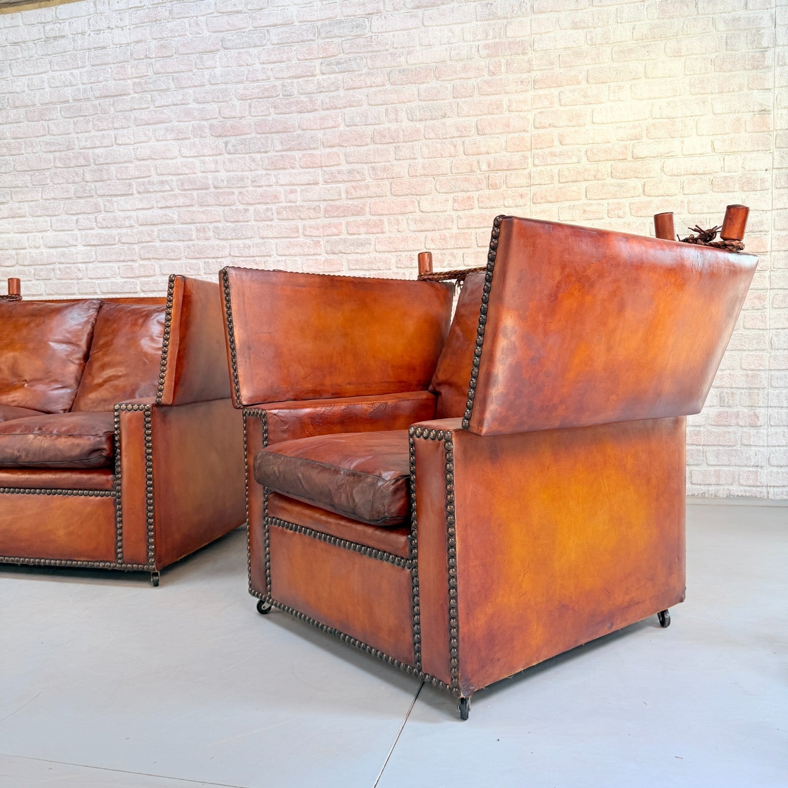 Vintage 1930s Knole Drop End Tan Leather Sofa & Armchairs Suite Antique