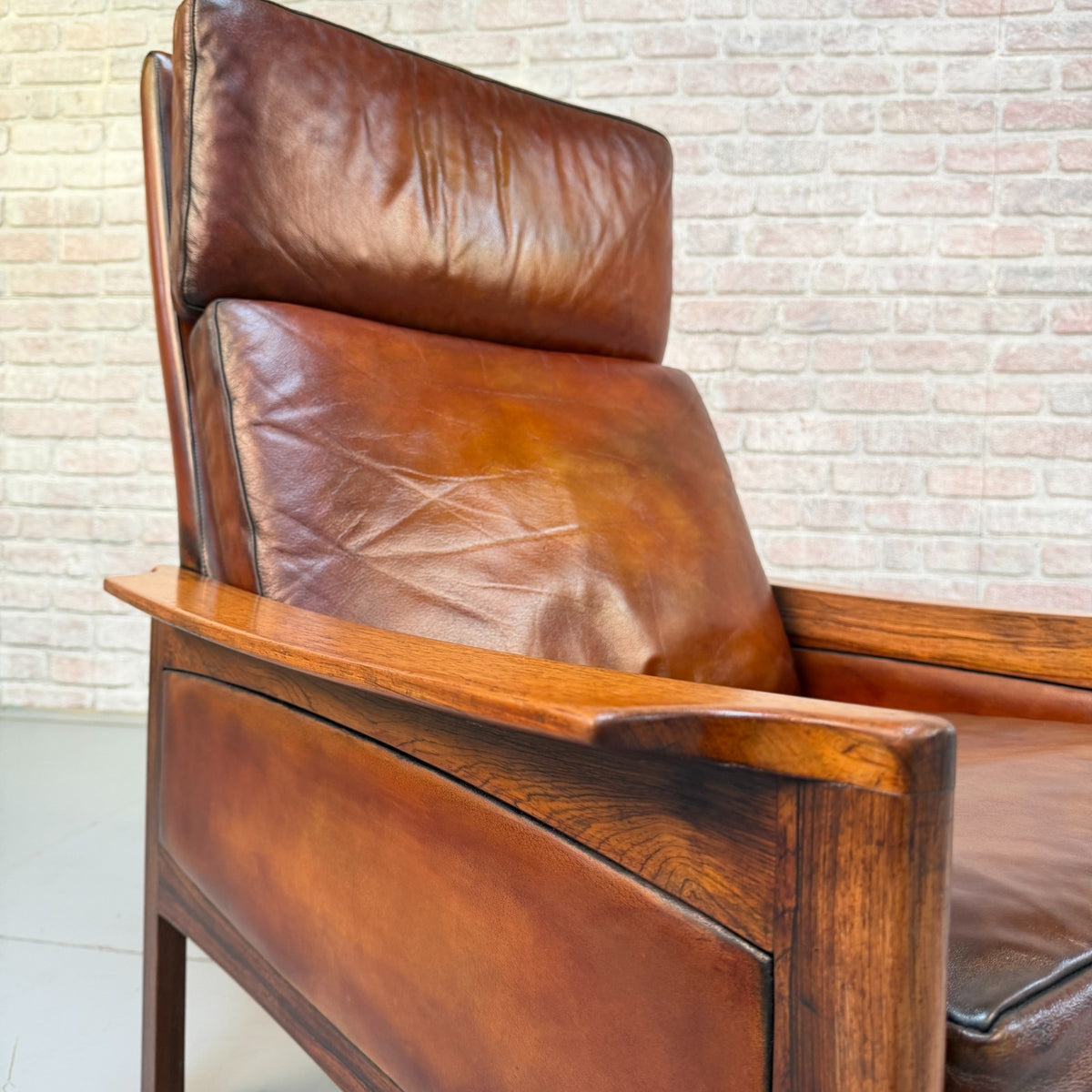 Vintage 1970s Danish Tan Leather High Back Armchair – RoseWood Frame
