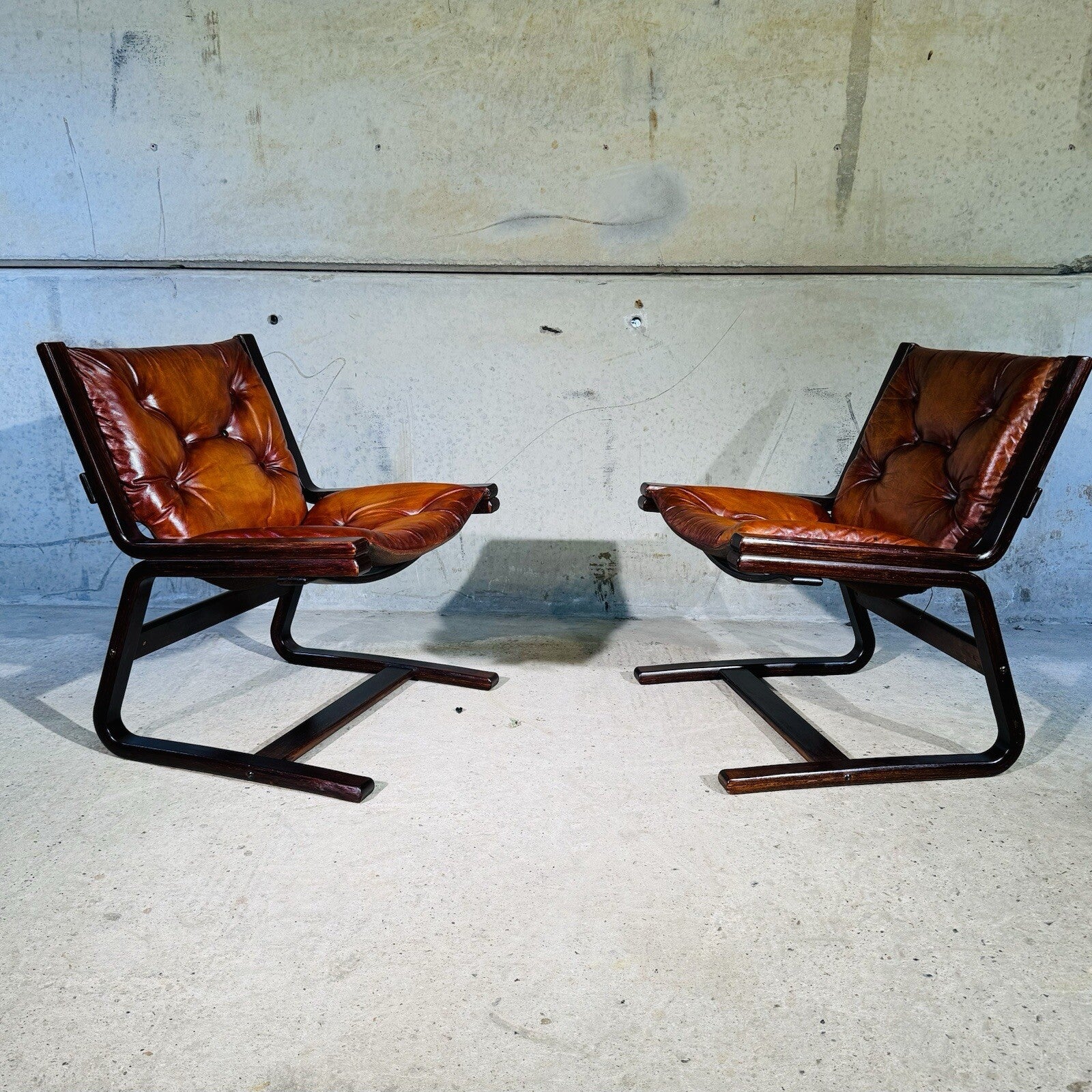 Vintage Pair of  Norwegian 1960s Cantilever Bentwood Chairs Tan Leather