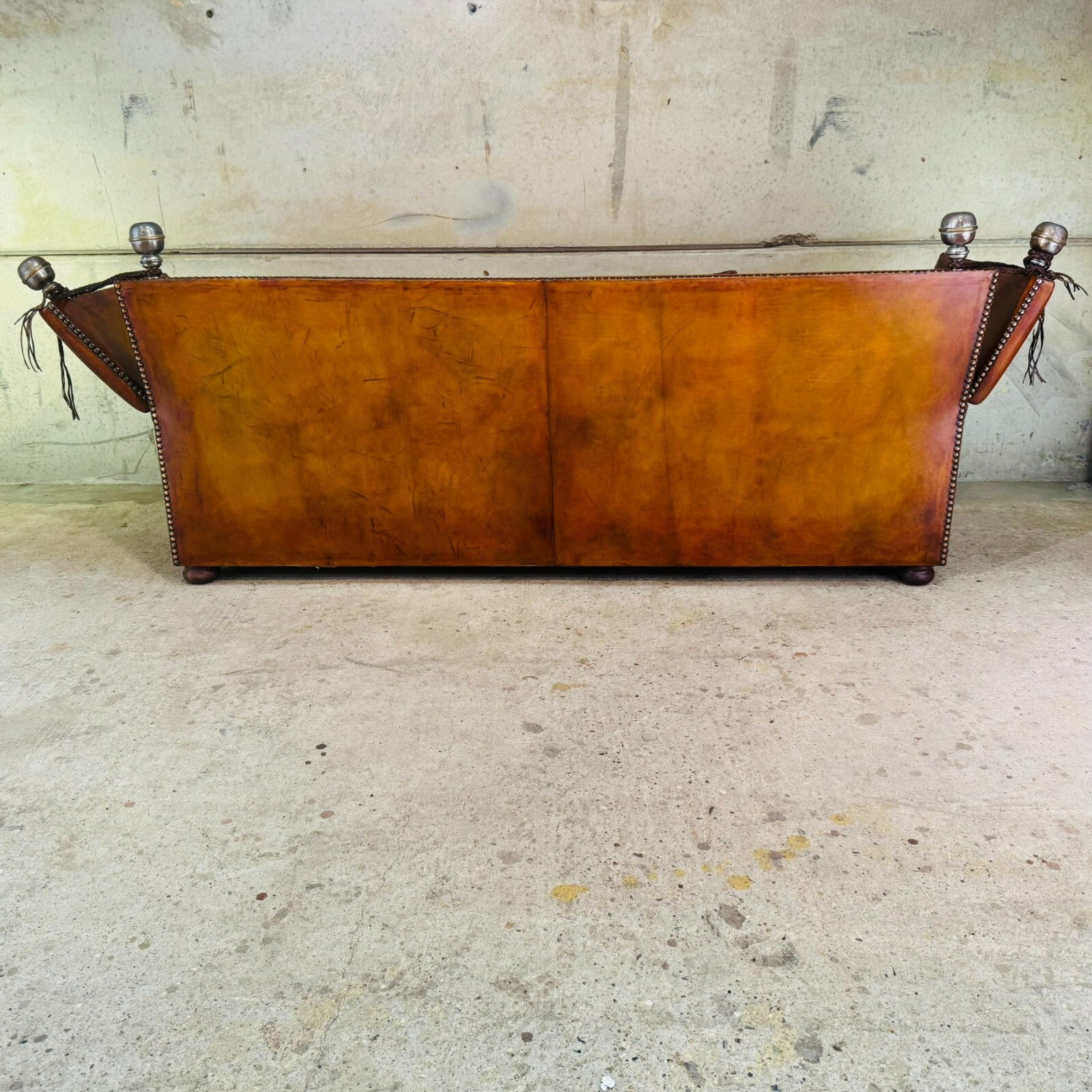 Stunning 1930s Knole Drop-End Large Four-Seater Tan Leather Sofa