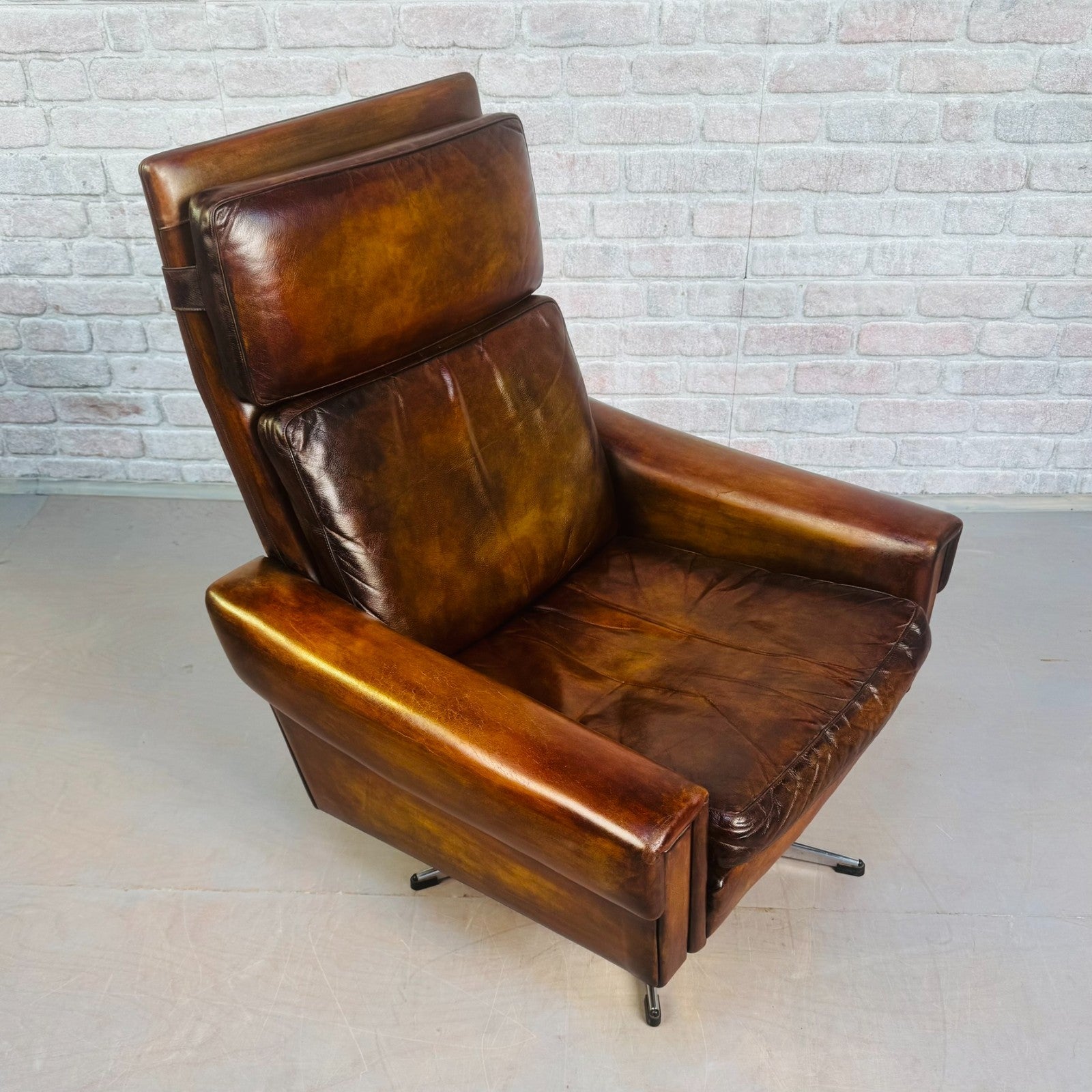 Vintage 1970s Danish Tan Leather Swivel Chair Mid Century Armchair