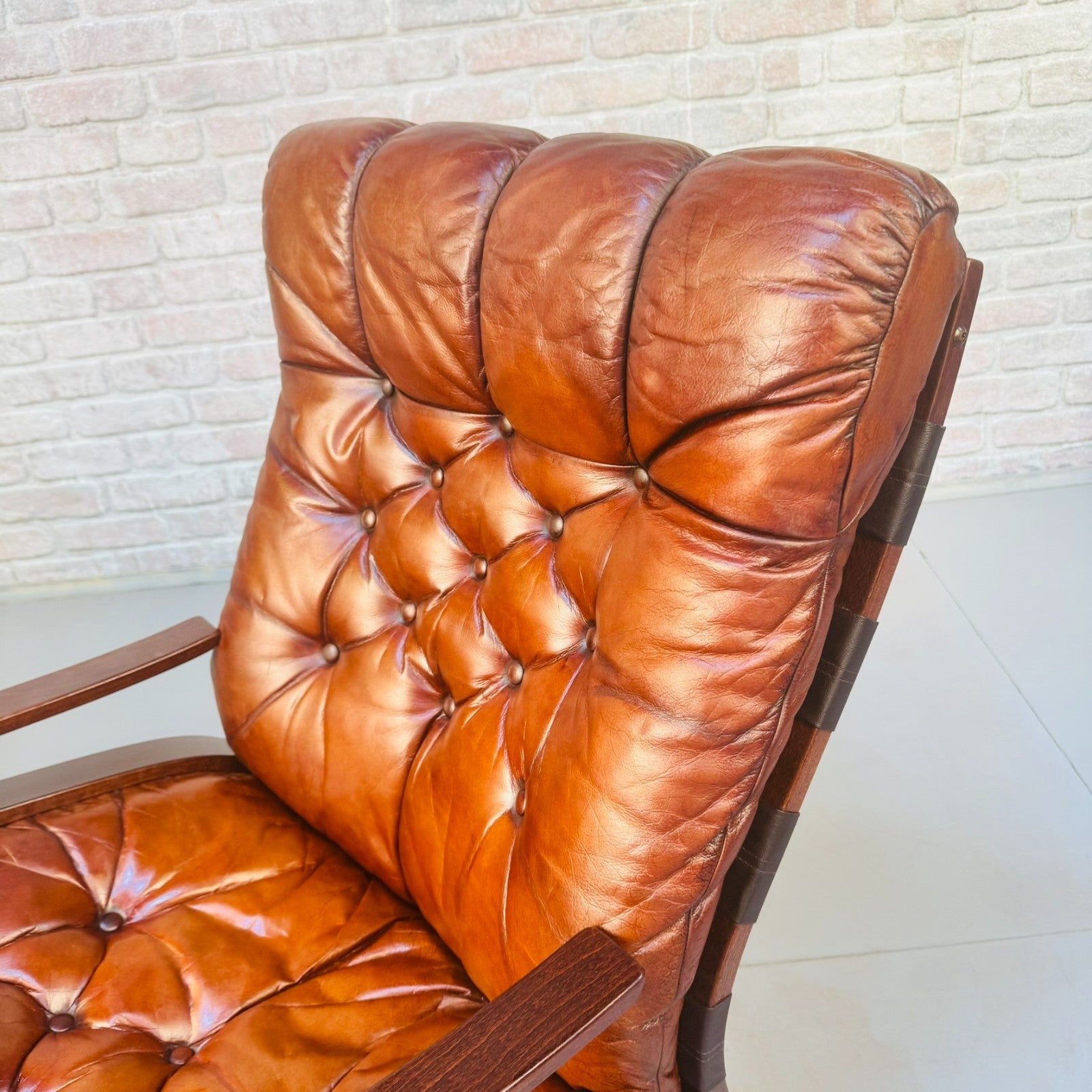 Pair of Vintage 1970s Norwegian Kengu Lounge Chairs by Rybo Rykken