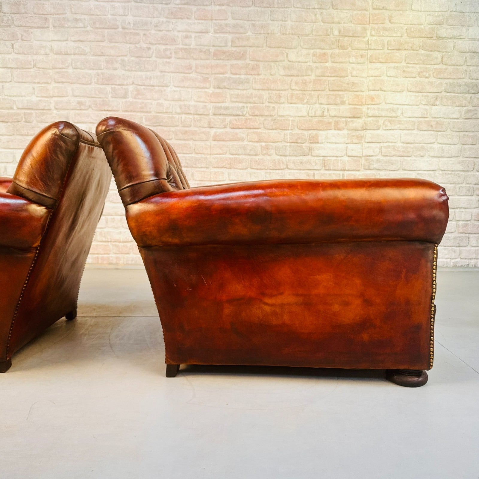 Pair 1920s English Cognac Leather Club Chairs Deep Seated Armchairs