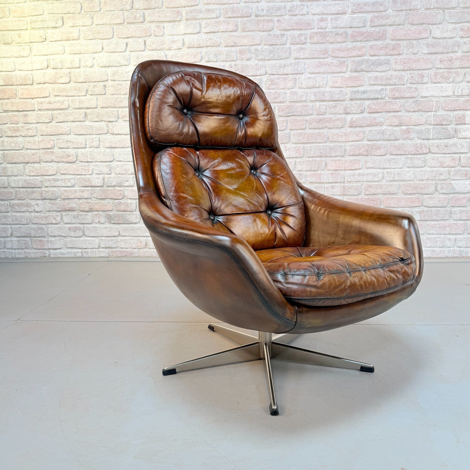 Vintage H.W. Klein for Bramin Swivel Tan Hand-Dyed Leather Egg Chair