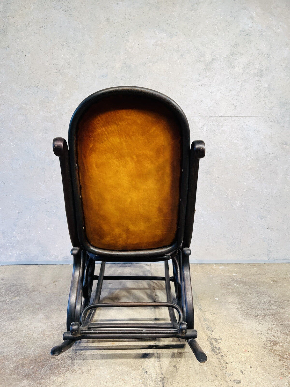 Antique Thonet Bentwood Rocking Chair With Retractable Footrest Leather