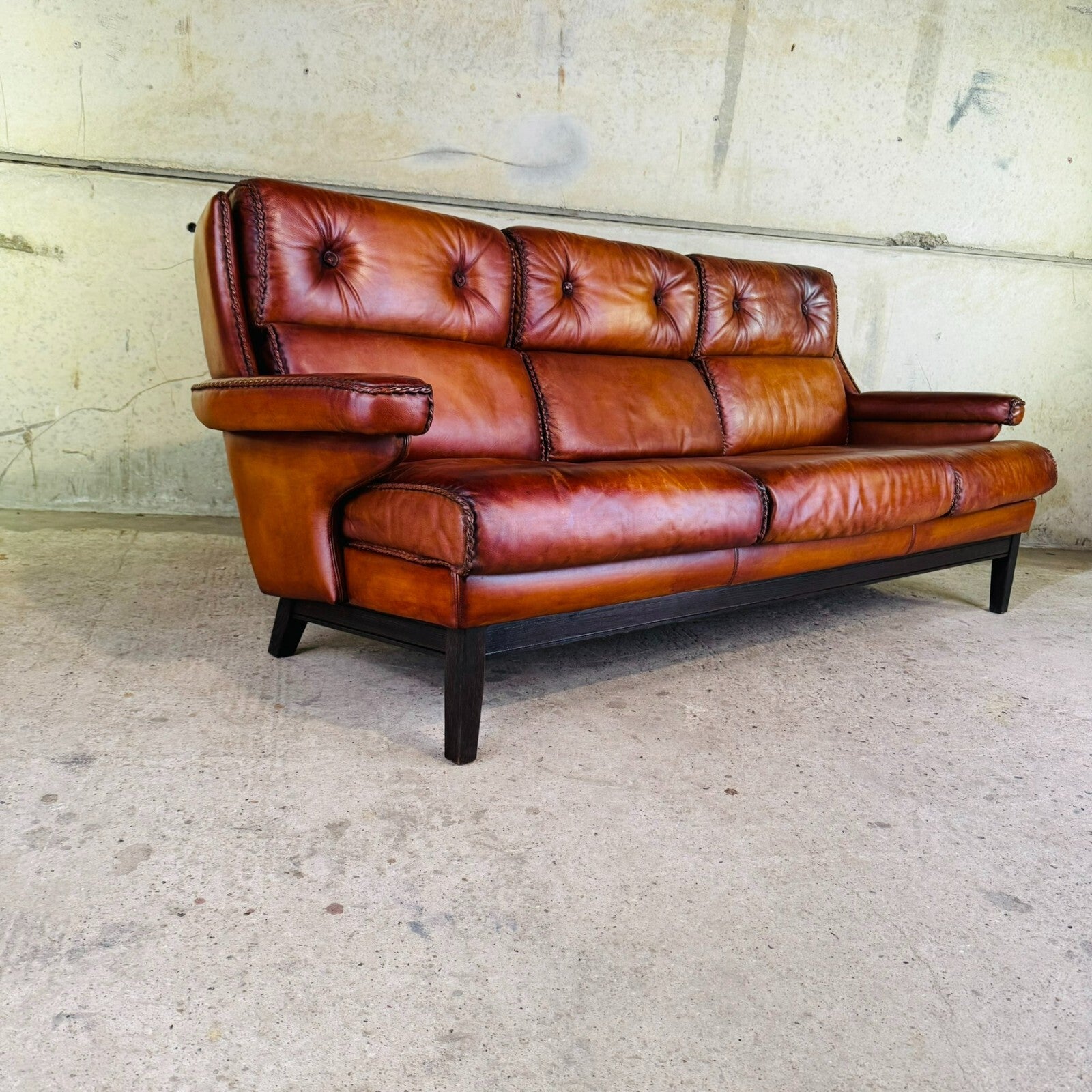 1970s Vintage Danish Long Three-Seater Cognac Leather Sofa – High Back