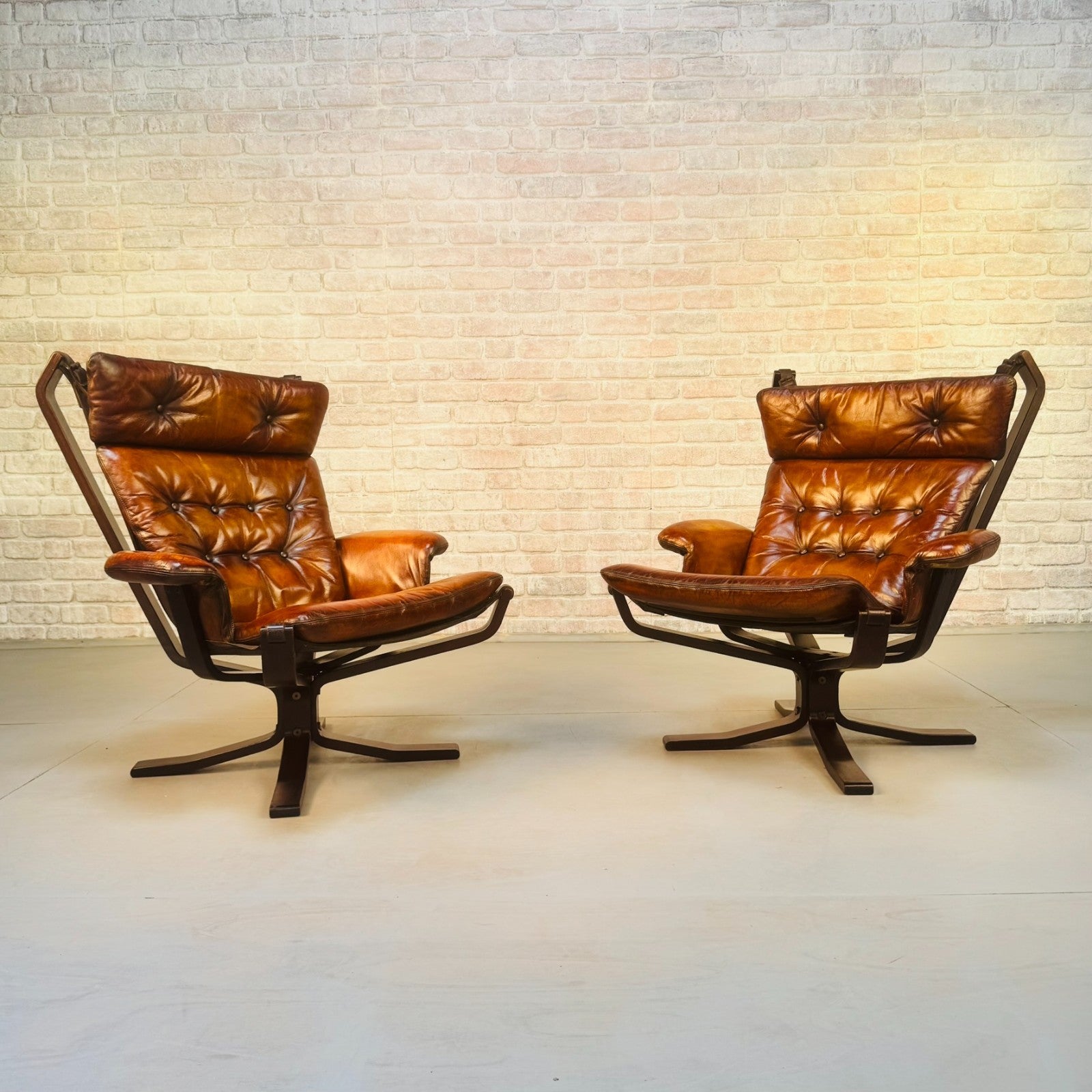 Pair Vintage Trygg Mobler Superstar Chairs Sigurd Resell Tan Leather