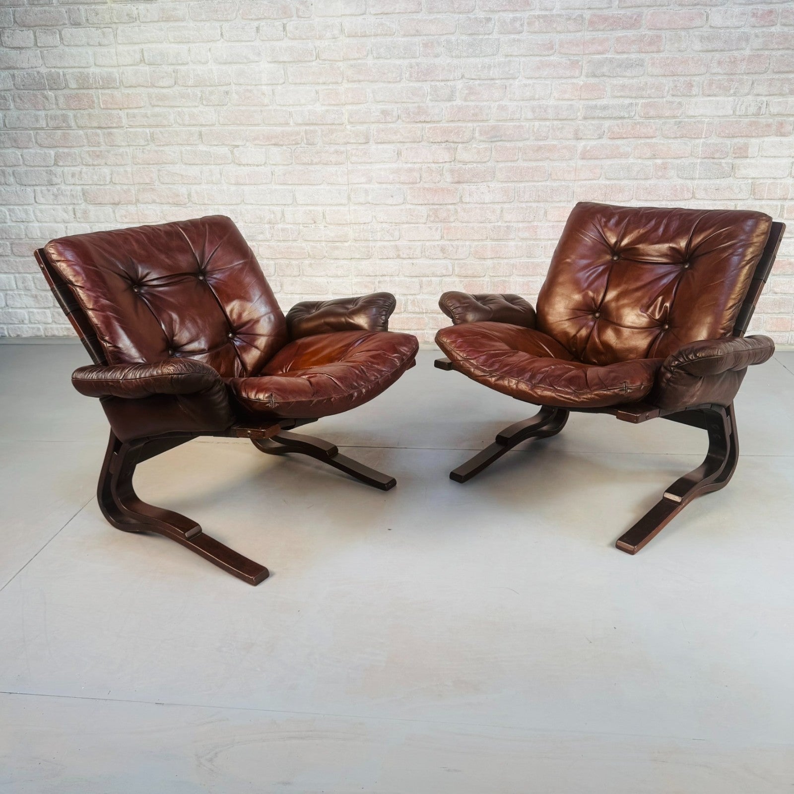 Pair of  1970s Danish ‘Skyline’ Brown Leather Armchairs by Hove Møbler