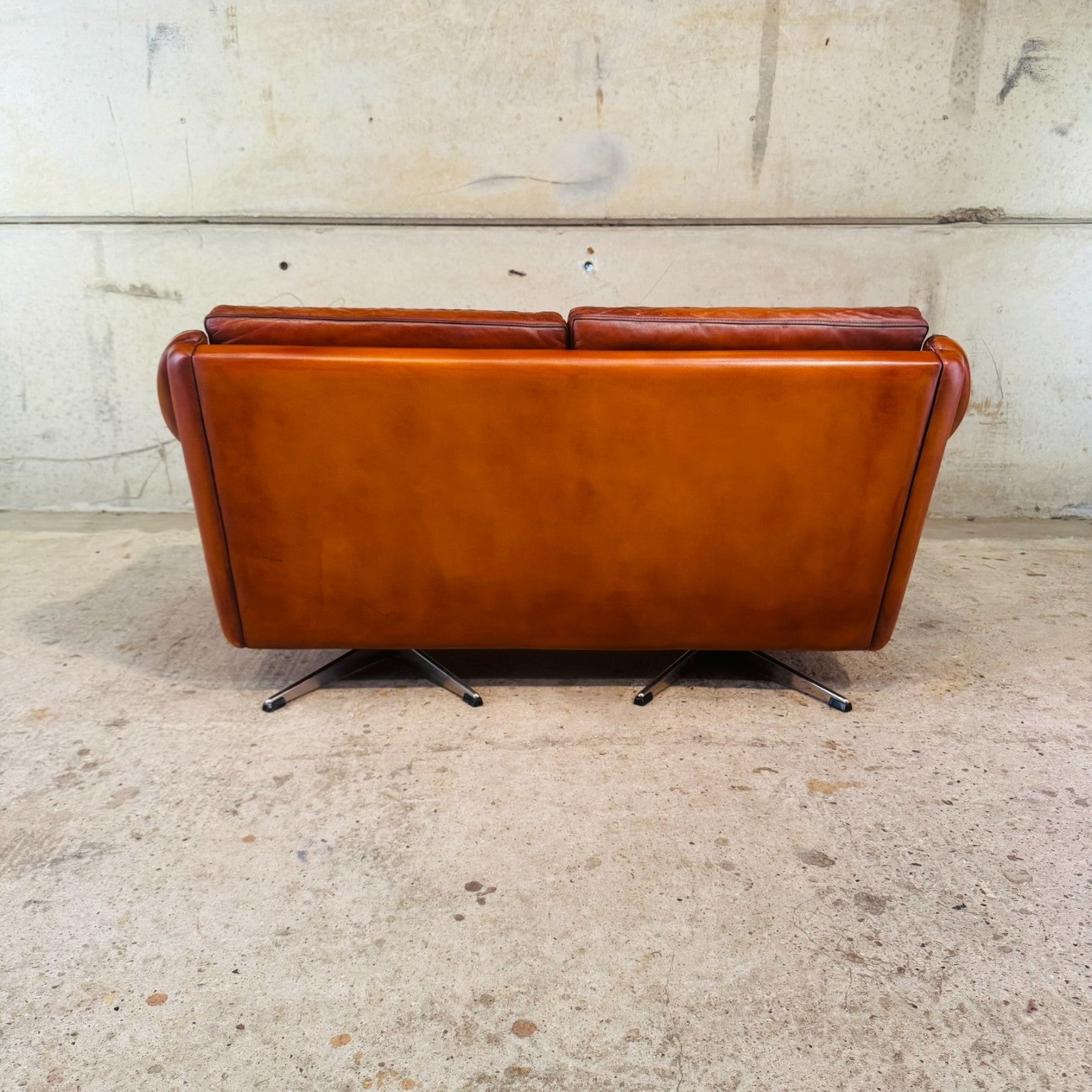 1970s "Matador" Two-Seater Light Tan Leather Sofa by Aage Christiansen