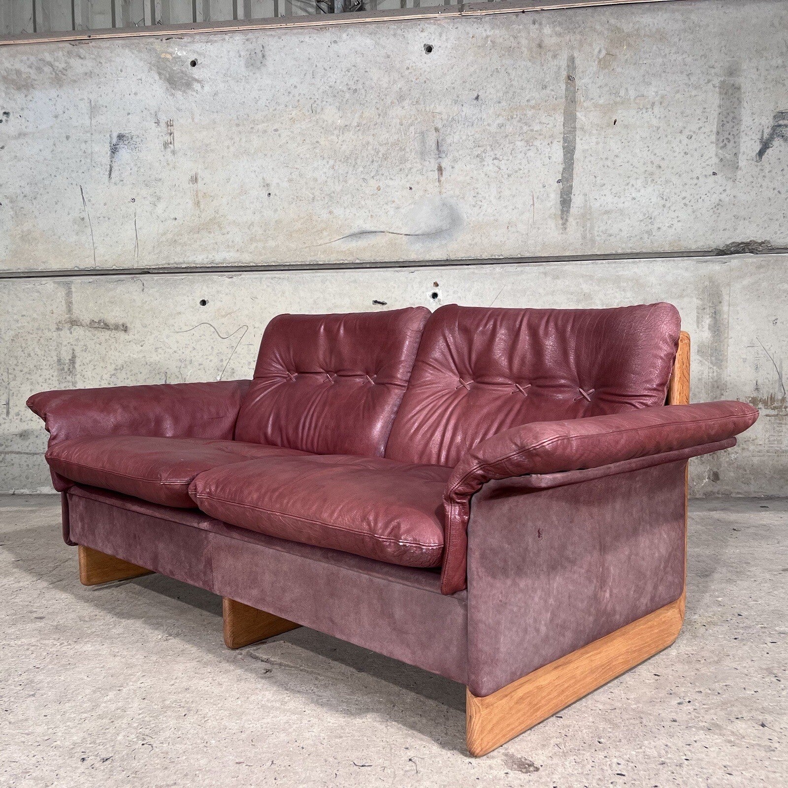 A Superb 1970s De Sede  two-seater Mauve leather sofa