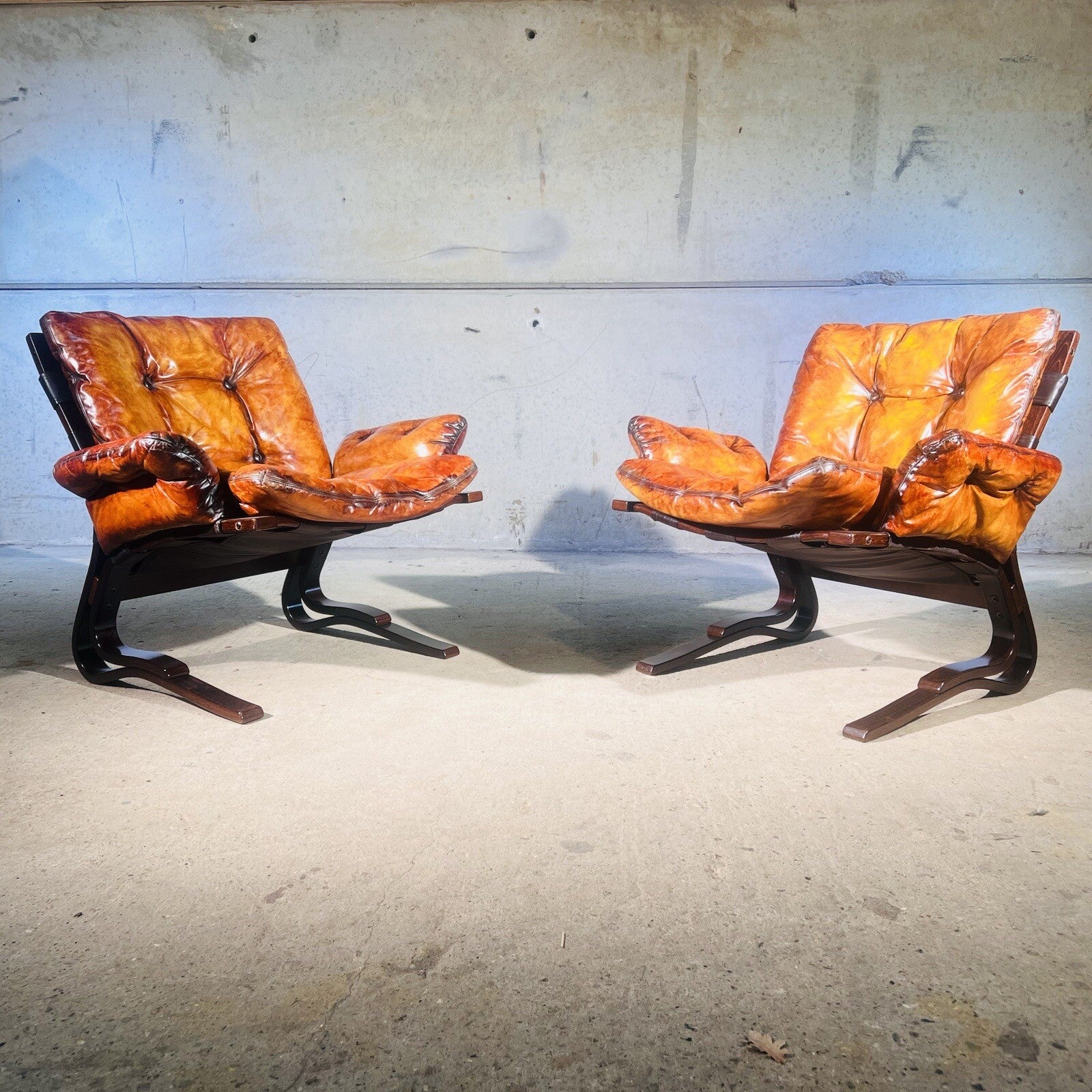 Pair of Vintage Norwegian Mid C Tan Leather Armchairs by Oddvin Rykke