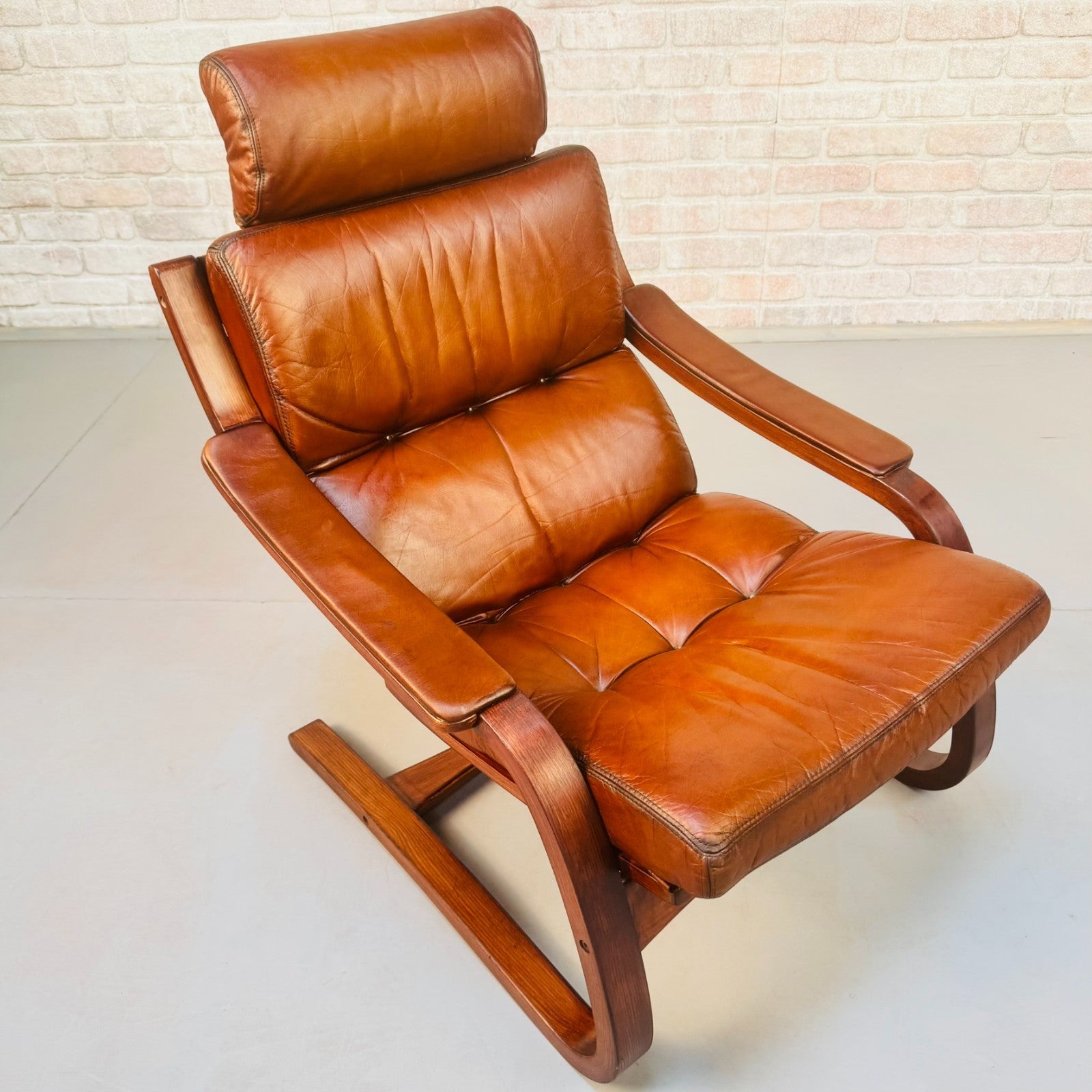 Vintage 1970s Skippers Møbler Danish Bentwood Cantilever Leather Armchair