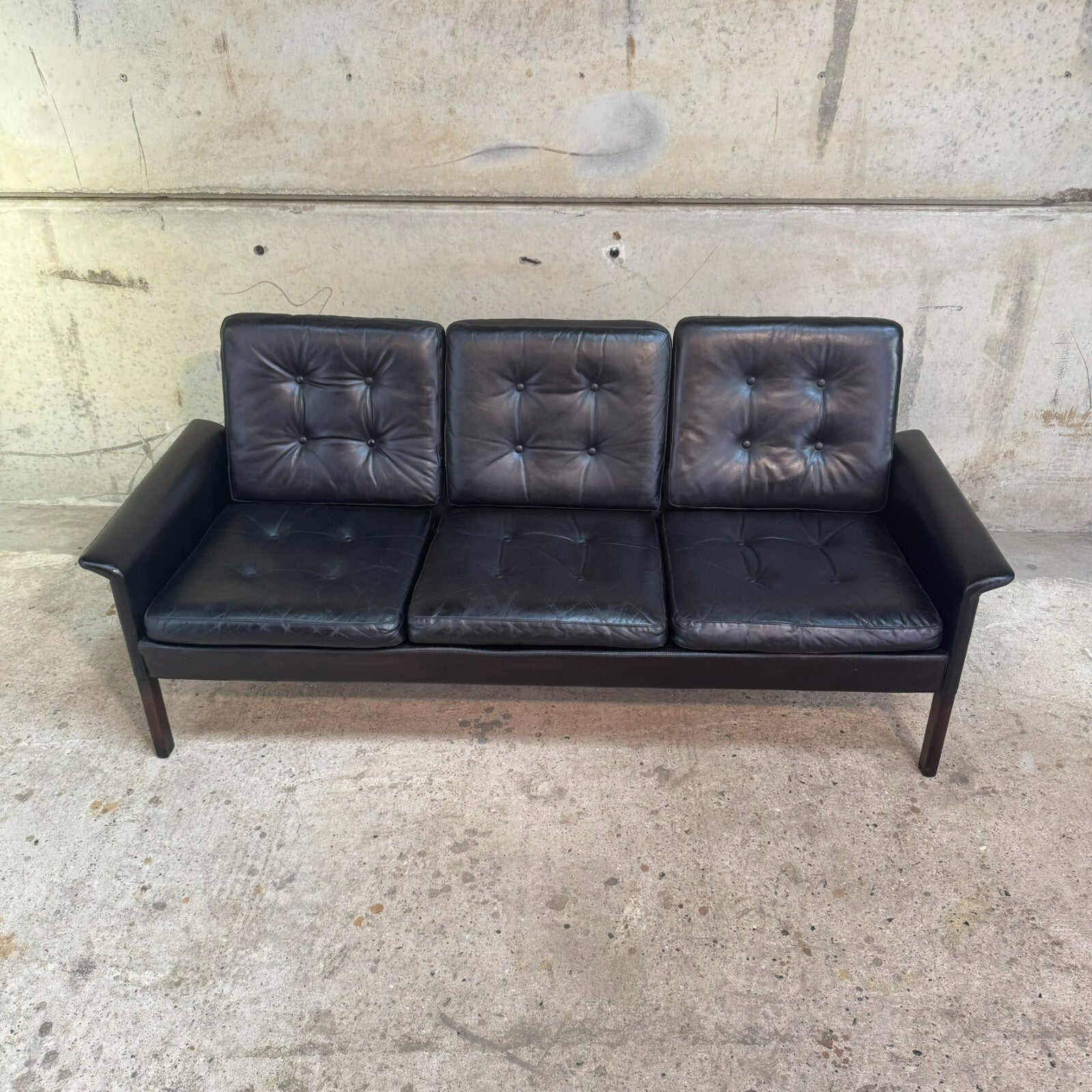 Danish 1970s Black Leather Three-Seater Sofa by Hans Olsen – Sleek Design