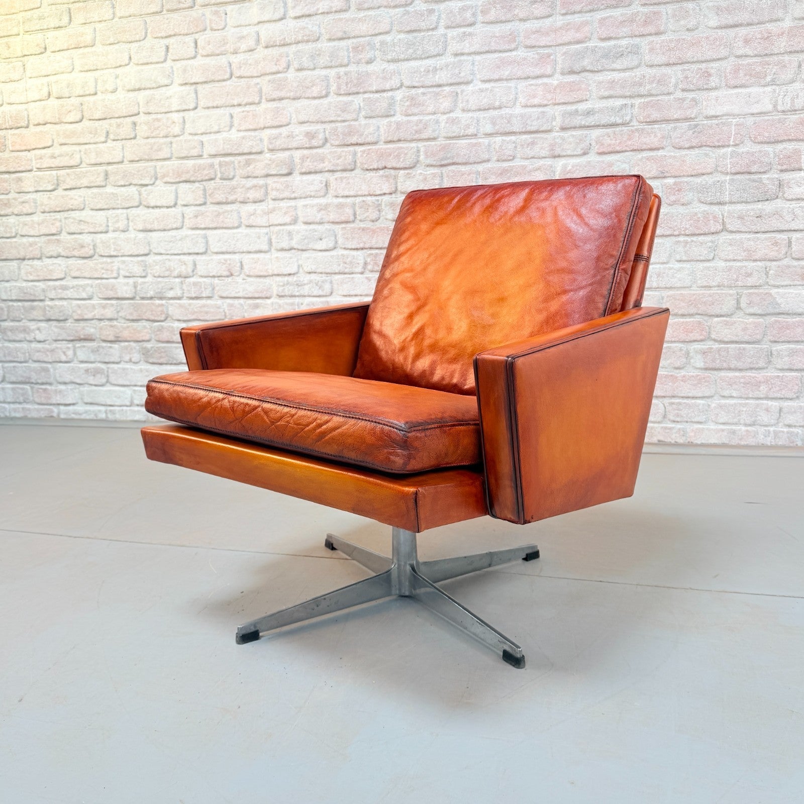 Vintage 1970s Danish Cognac Hand-Dyed Leather Swivel Chair