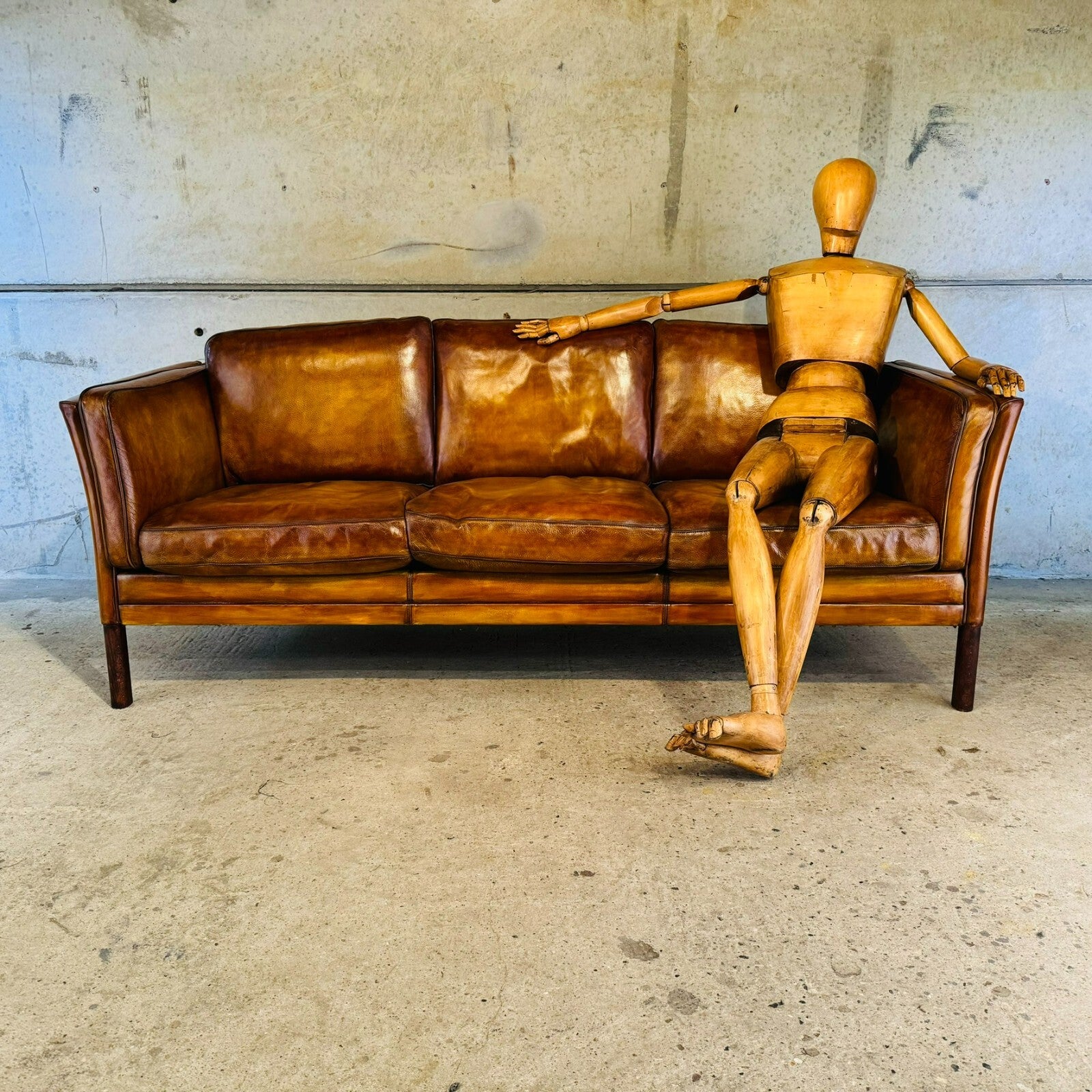 Long 1970s Danish Vintage Mogens Hansen Tan Leather Three-Seater Sofa