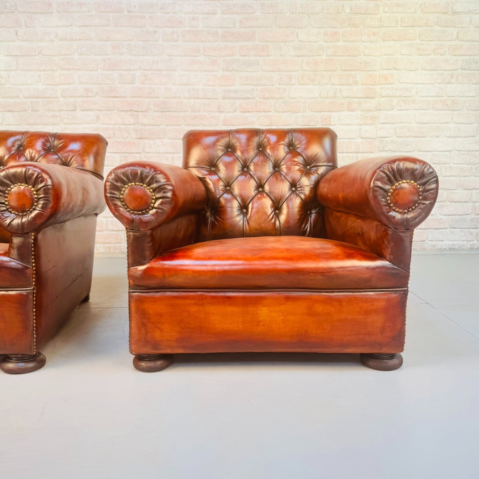 Pair 1920s English Cognac Leather Club Chairs Deep Seated Armchairs