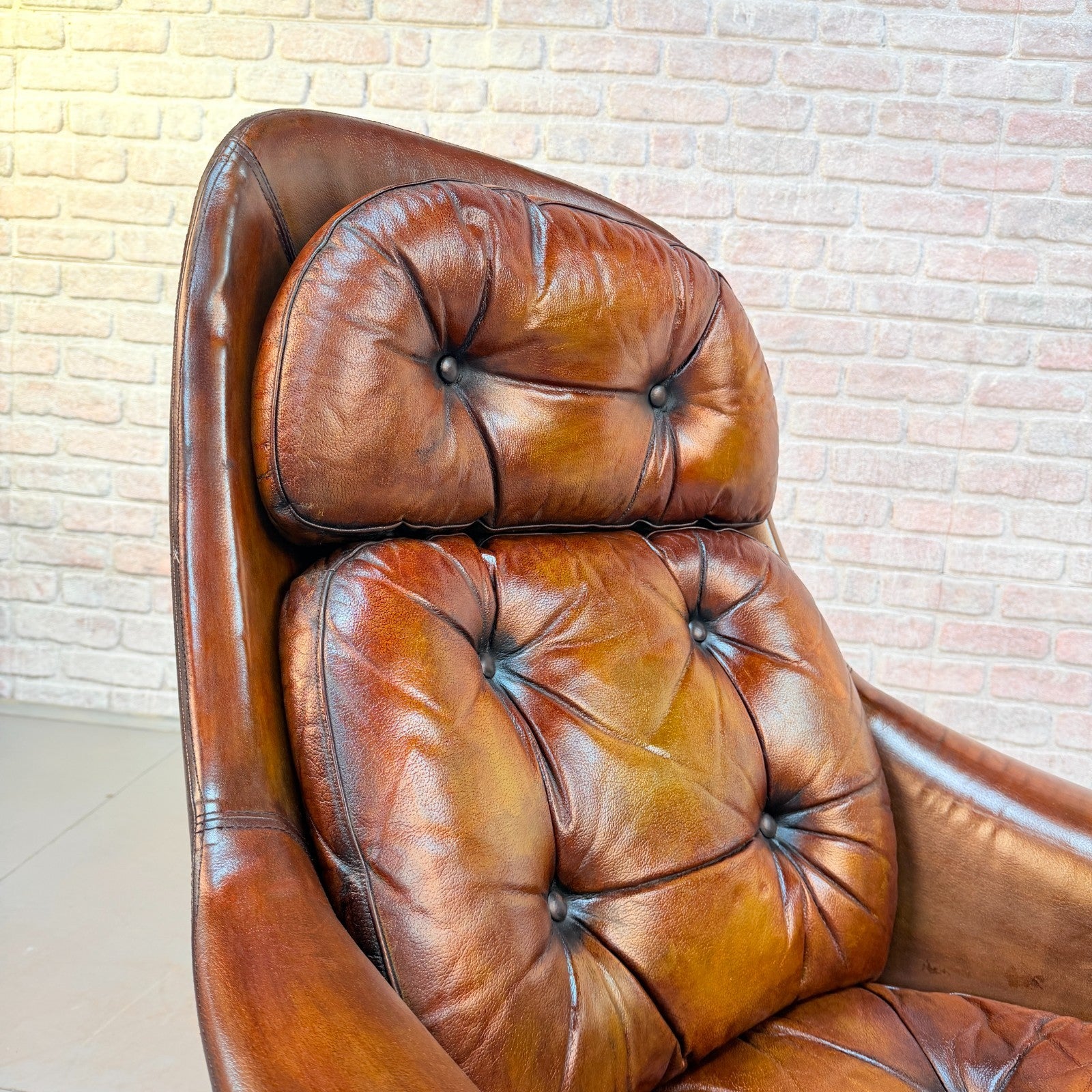 Vintage H.W. Klein for Bramin Swivel Tan Hand-Dyed Leather Egg Chair