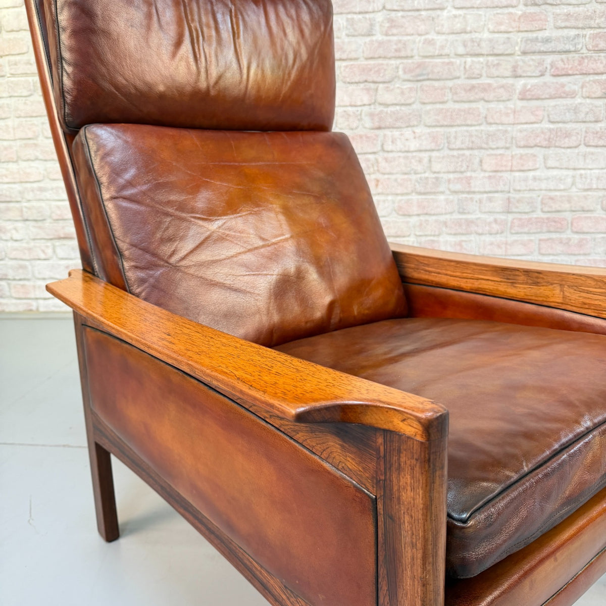 Vintage 1970s Danish Tan Leather High Back Armchair – RoseWood Frame