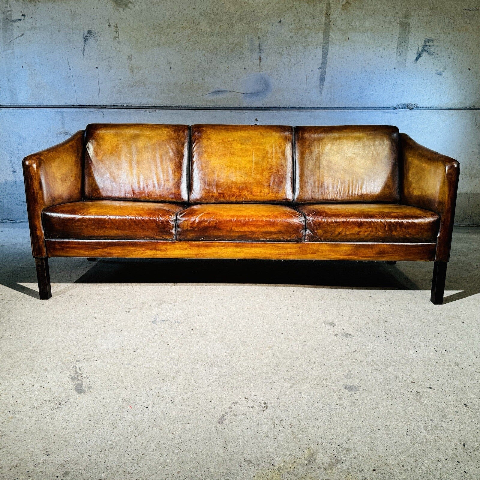 Sleek Vintage 1970s Danish Three-Seater Leather Sofa - Patina Light Tan